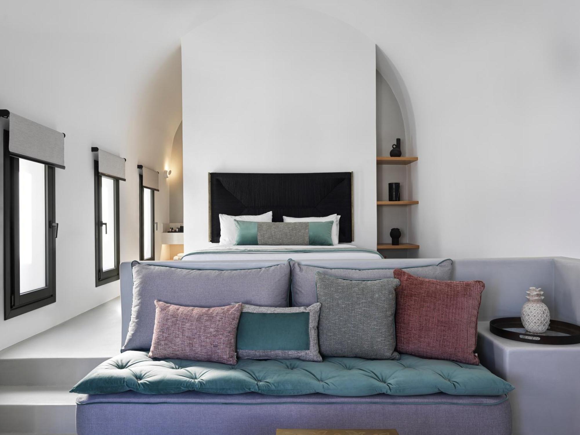 ESTATE VILLAGE JACUZZI SUITES