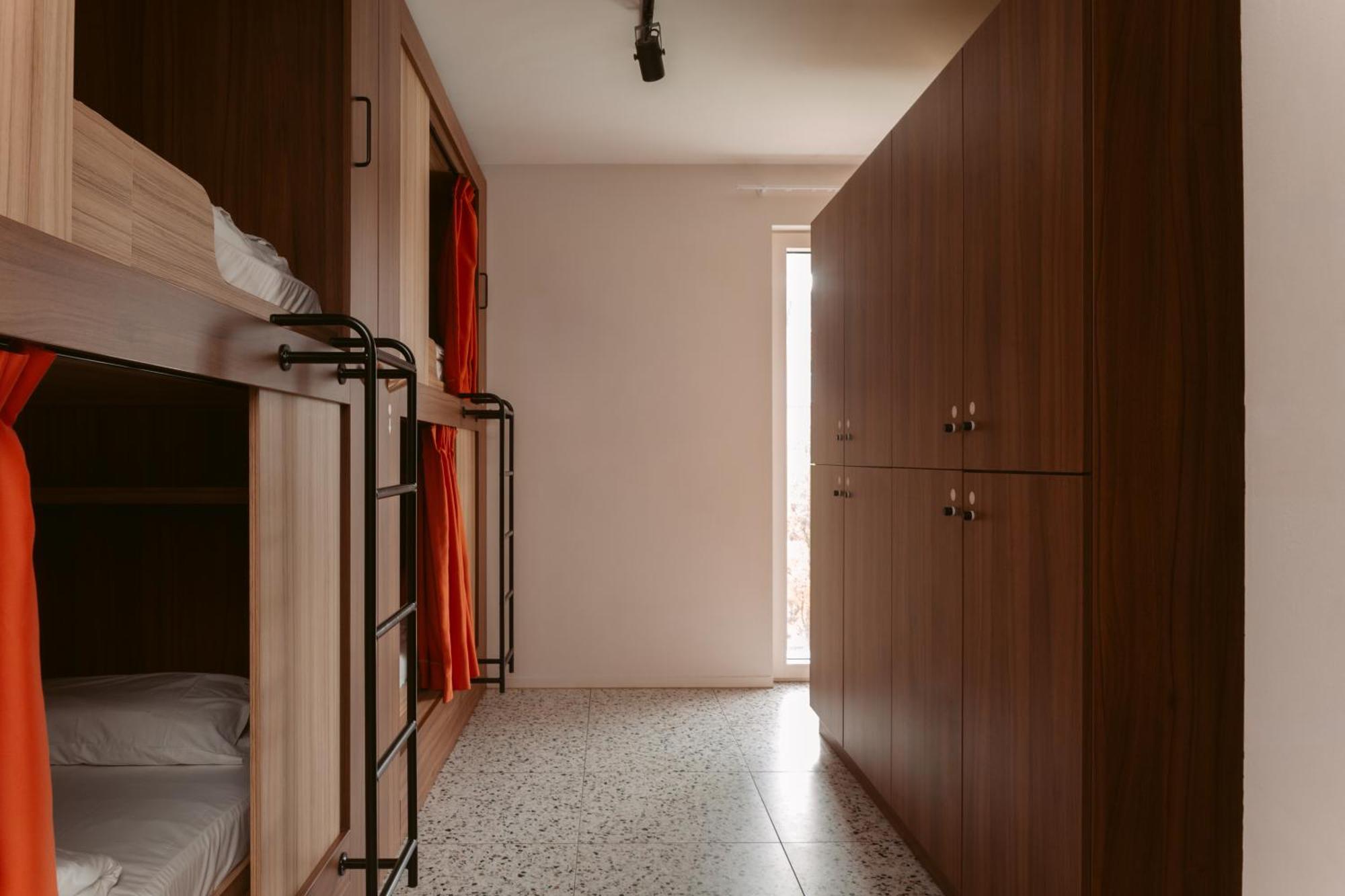 Bunk Bed Mixed Dormitory Room