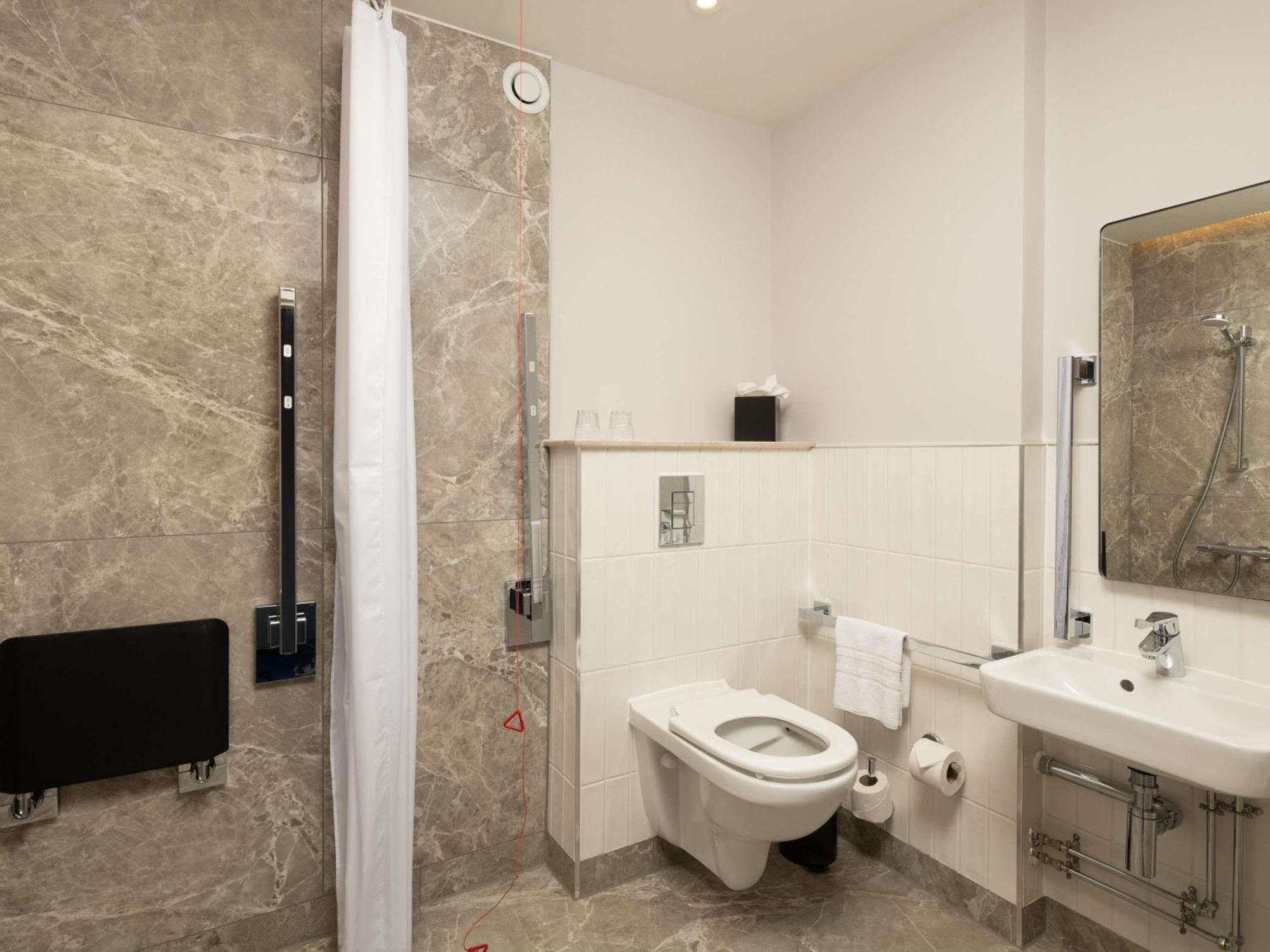 Standard Double Room City View Mobility Accessible