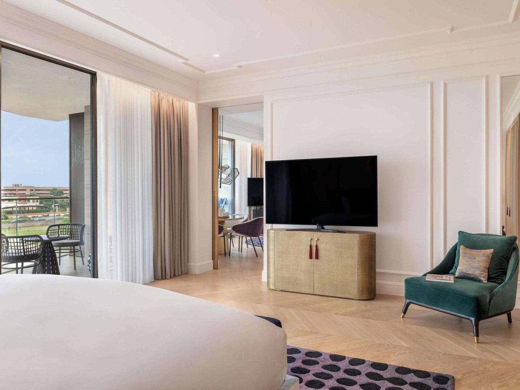 Suite Lit King-Size Prestige avec Accès au Club - Vue sur Mer