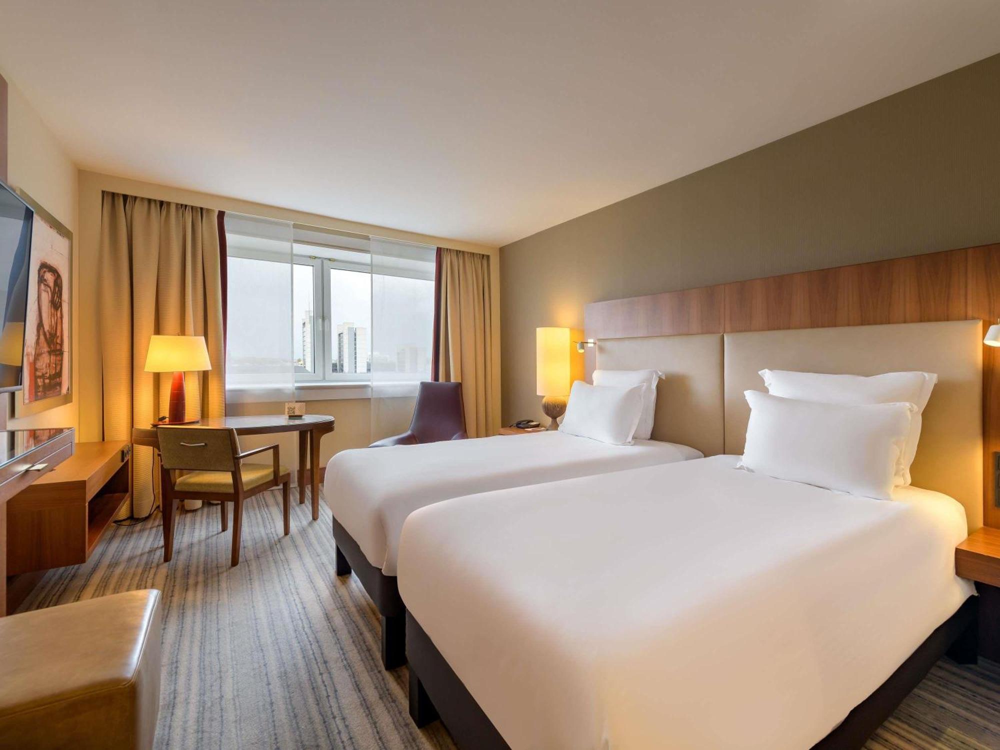Superior King Room,1742571977:JPEG