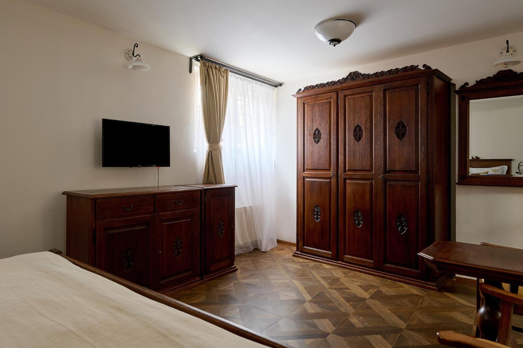 Aristocratic Standard Double Room