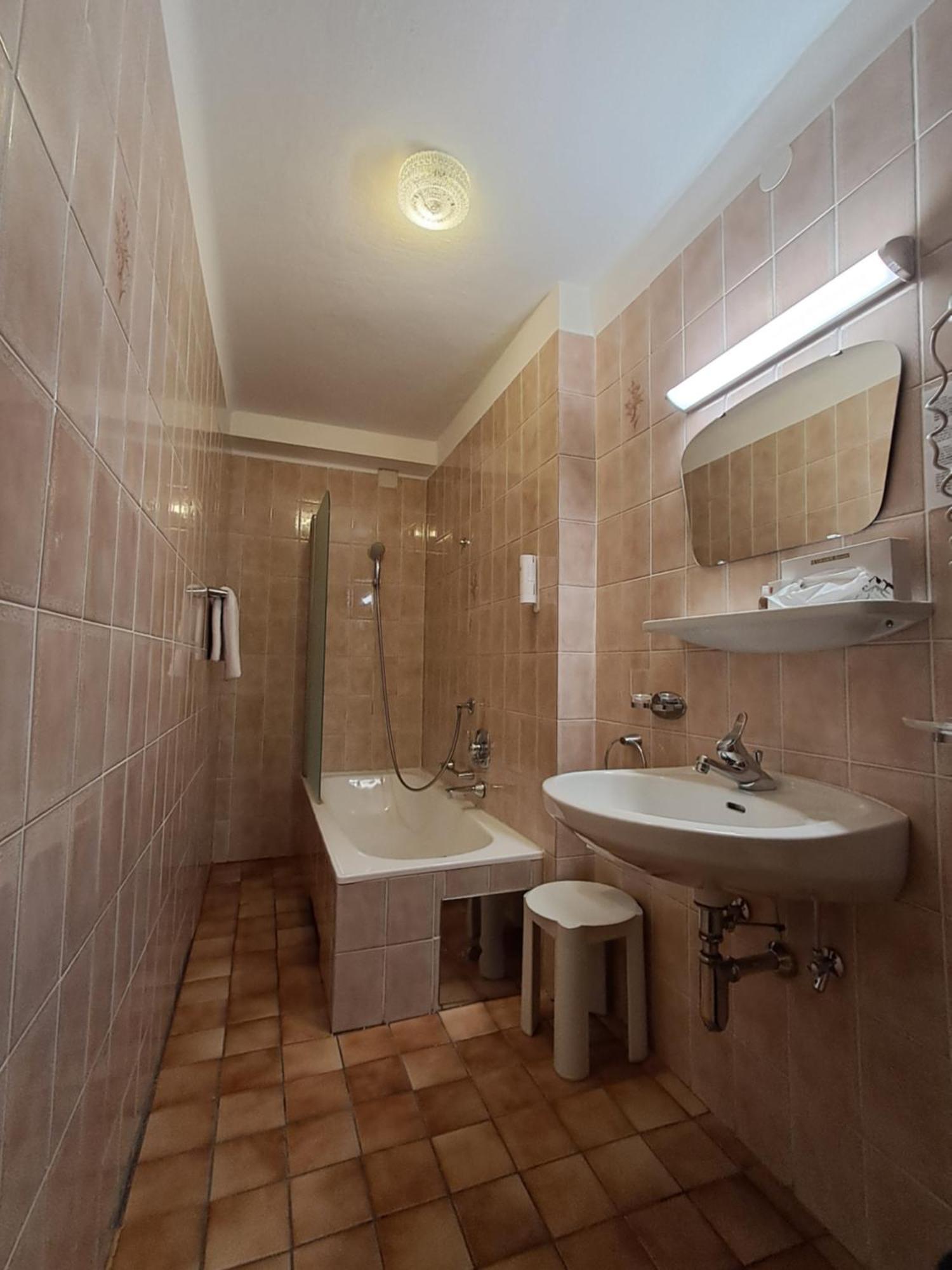 Quarto Individual
