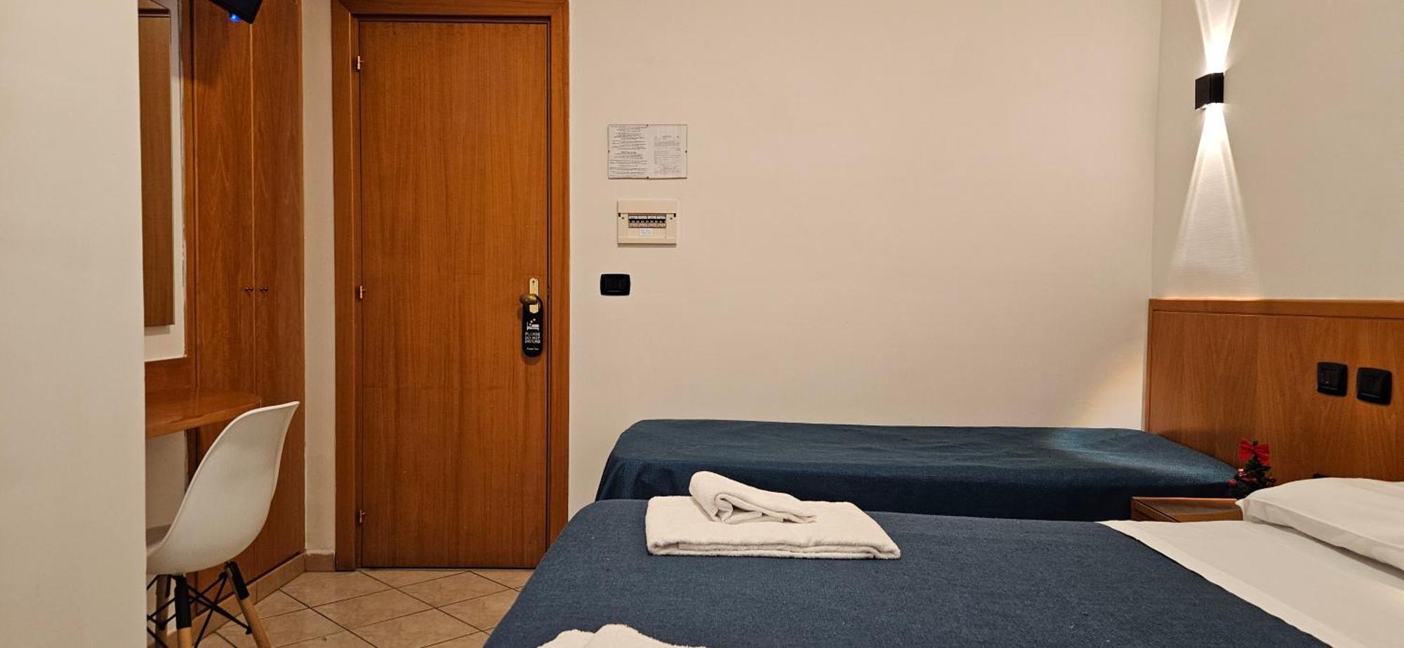 Dreibettzimmer