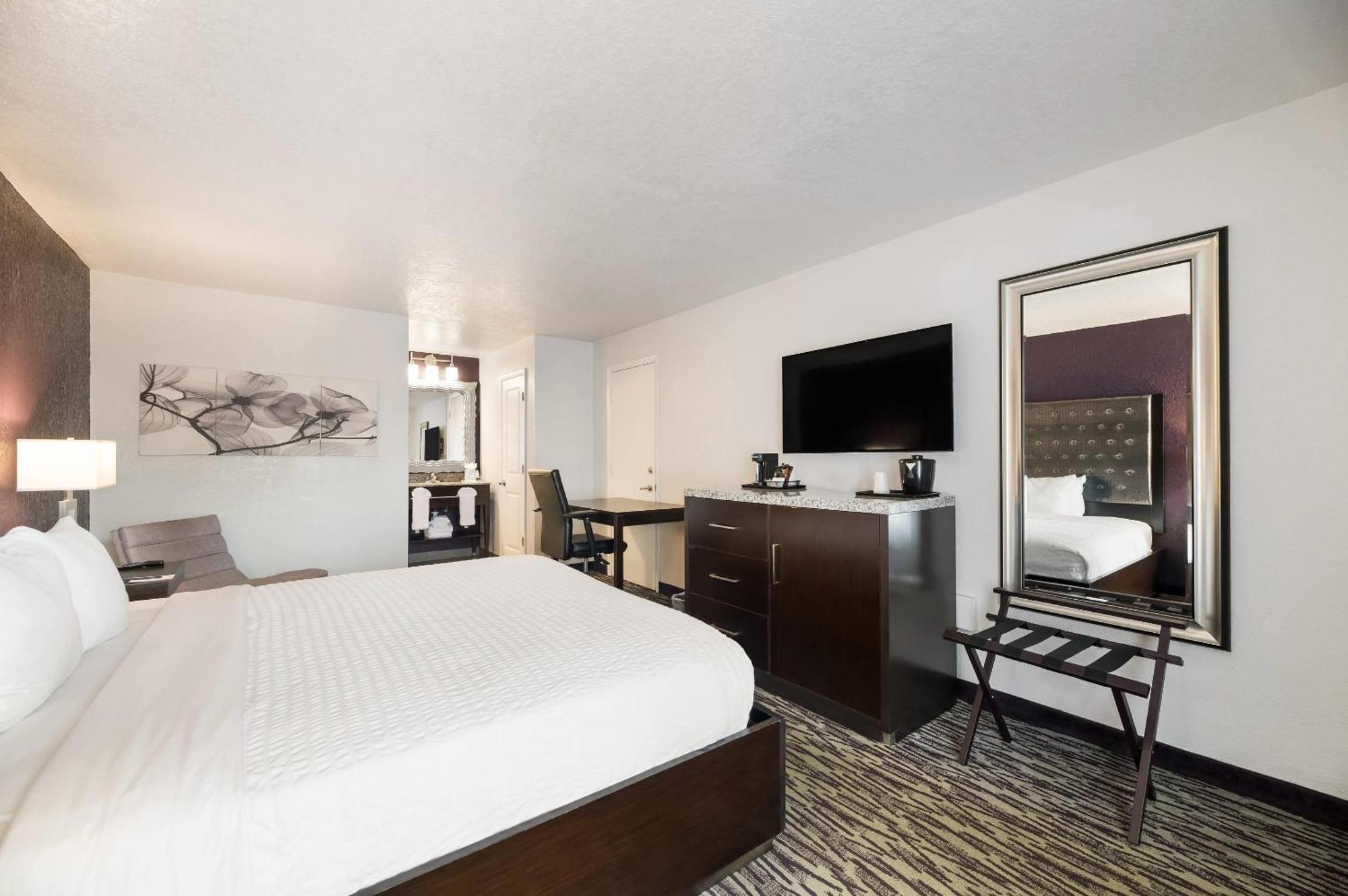 King Room No Resort Fee