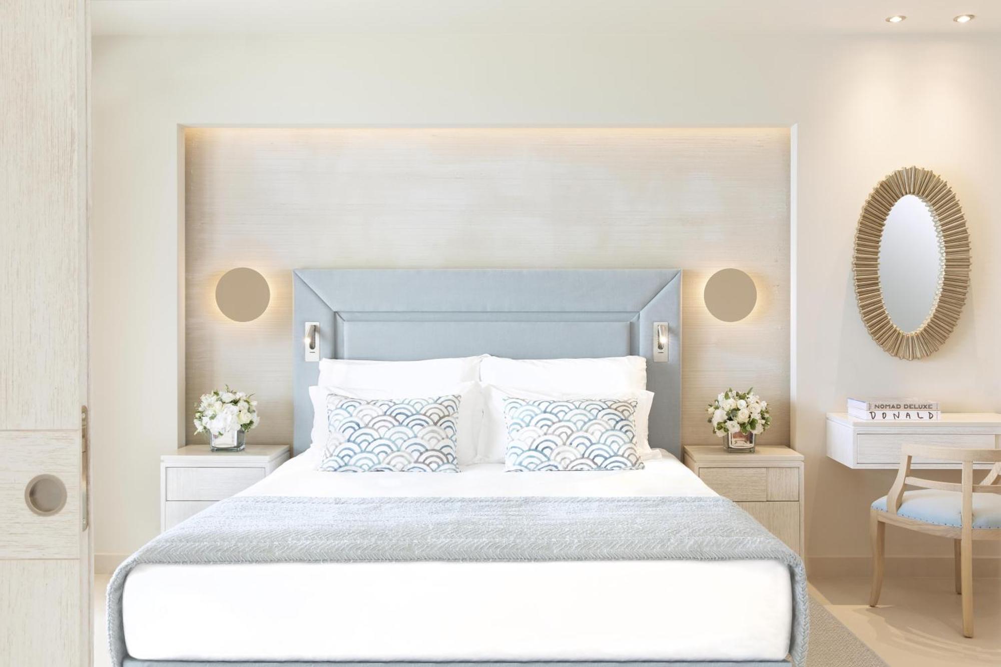 Deluxe One Bedroom Suite Private Garden Garden View