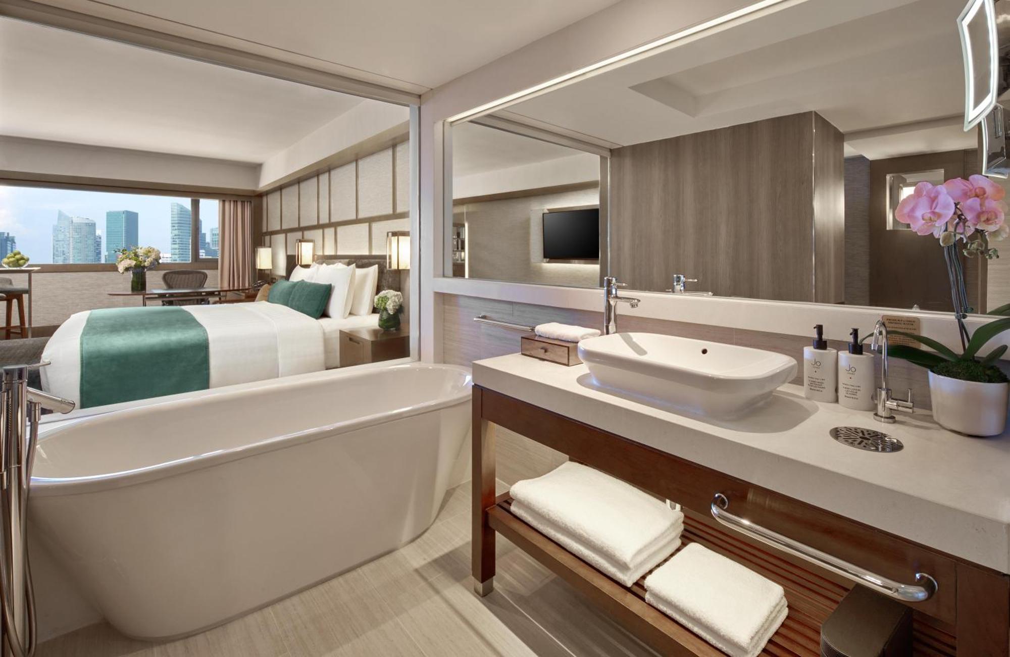 Pacific Club Room Marina Bay View Lounge Access High Floor