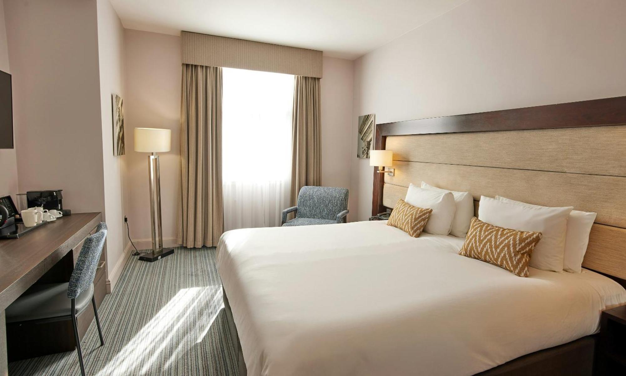 Deluxe King Room