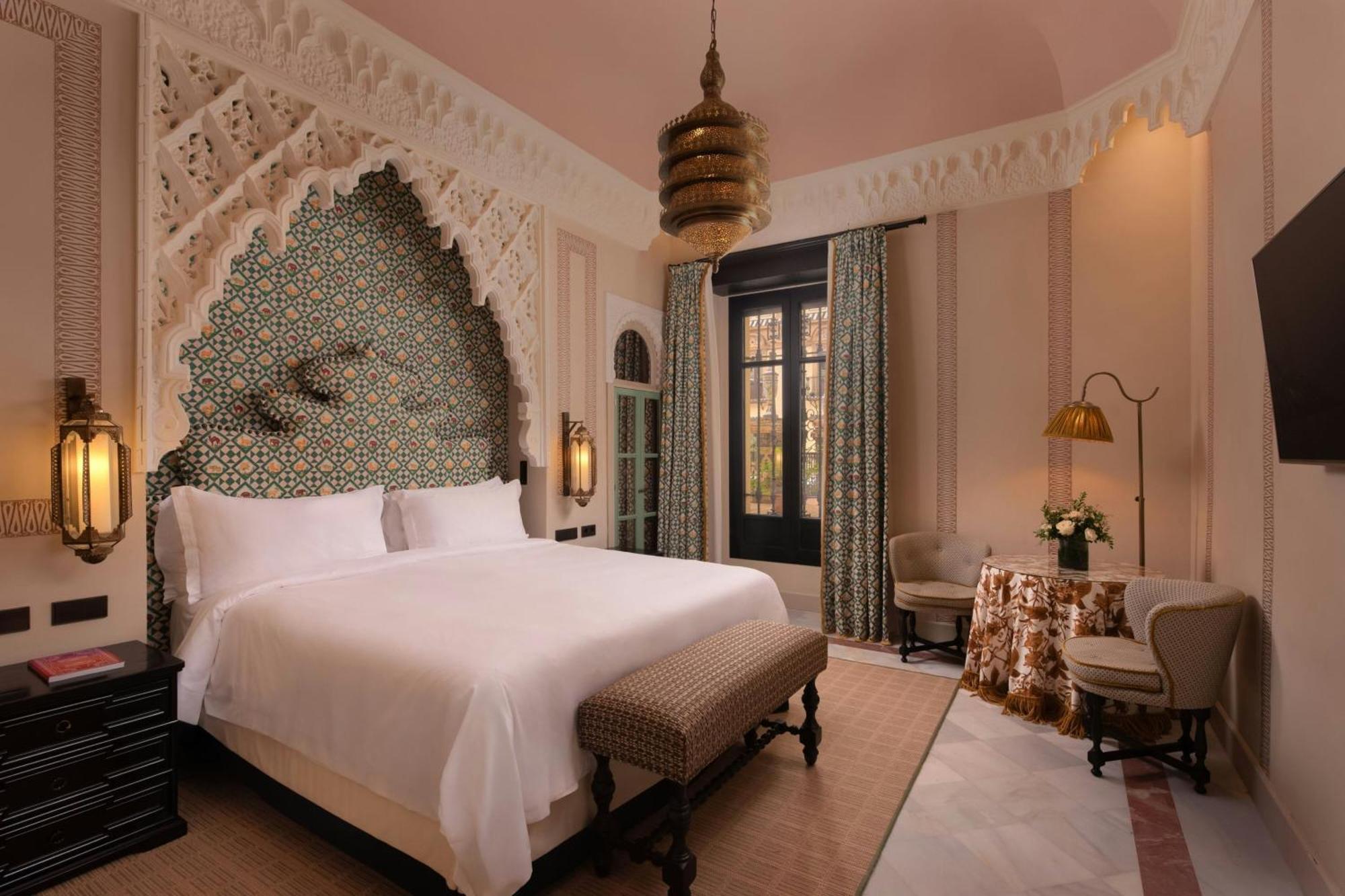 Grand Deluxe Double Room