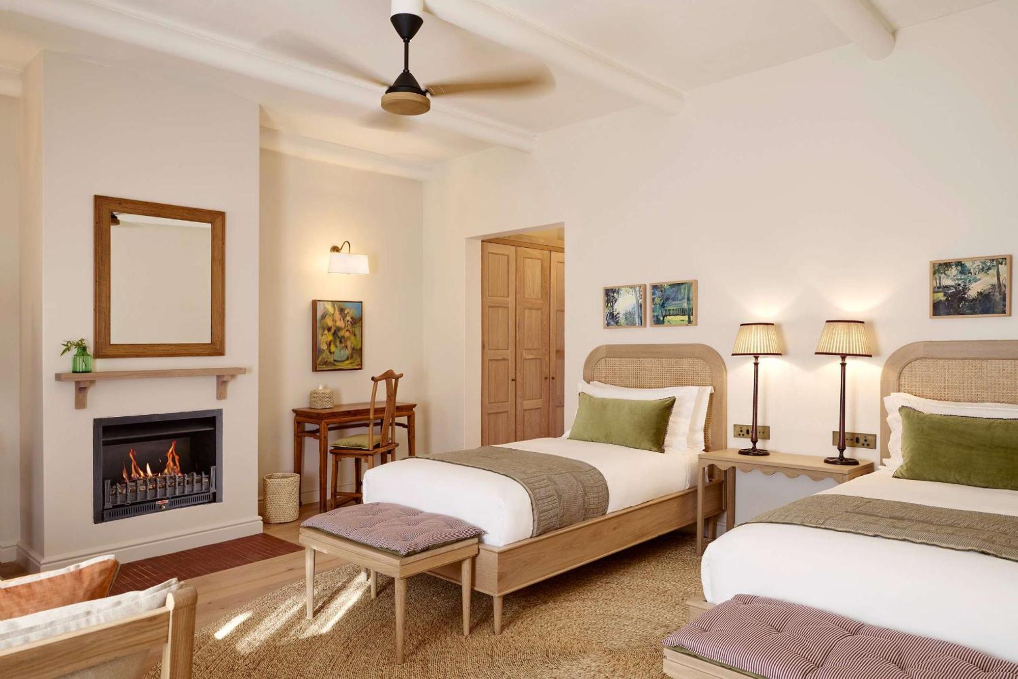 Luxury Garden Twin Room