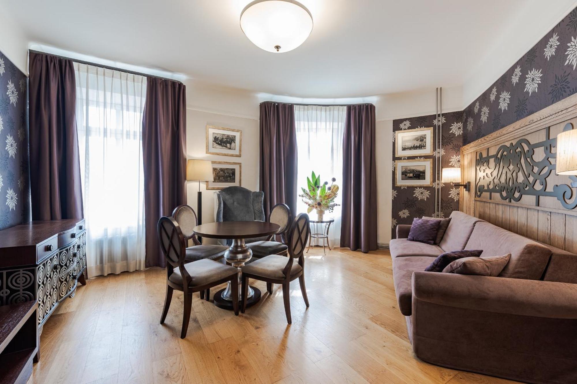 Junior Suite