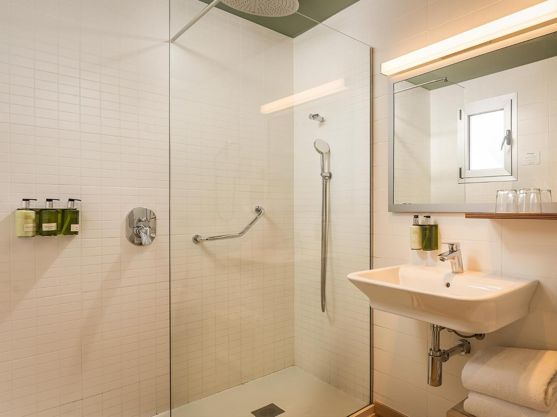 Double or Twin Room City View