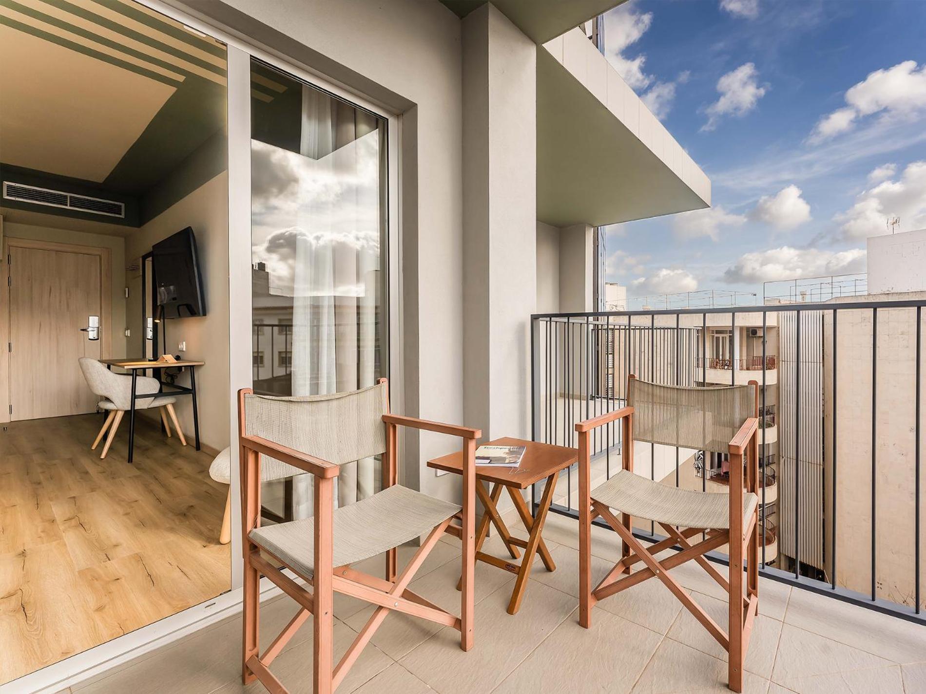 Double or Twin Room City View