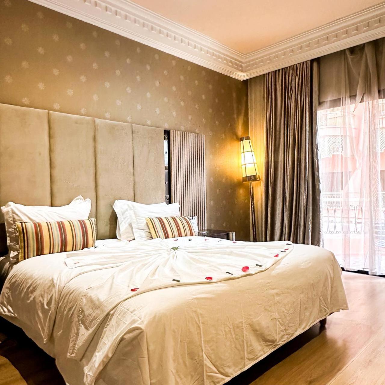 Executive Double Room Lounge Acces