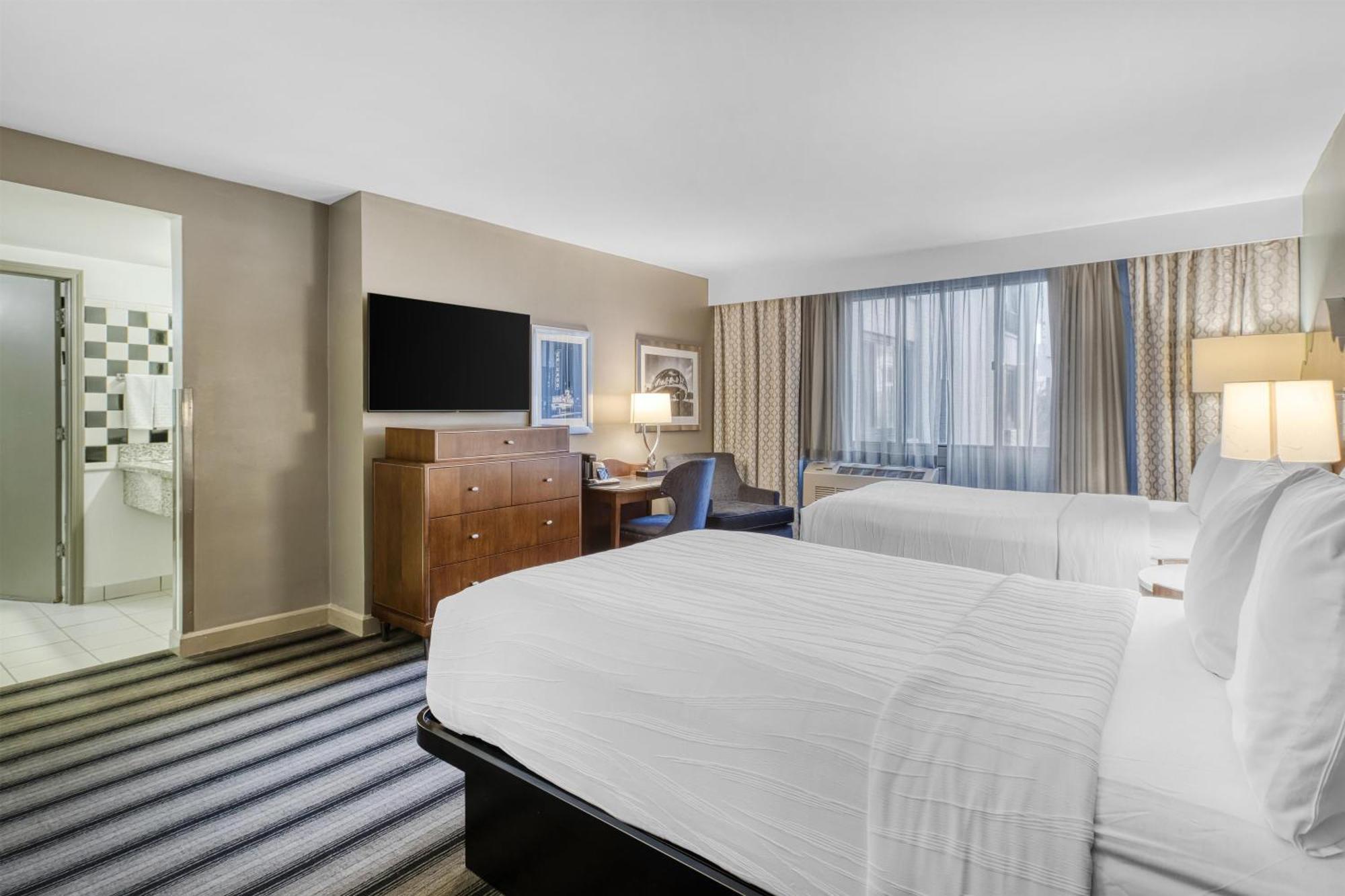 Larger Double Room Two Double Beds