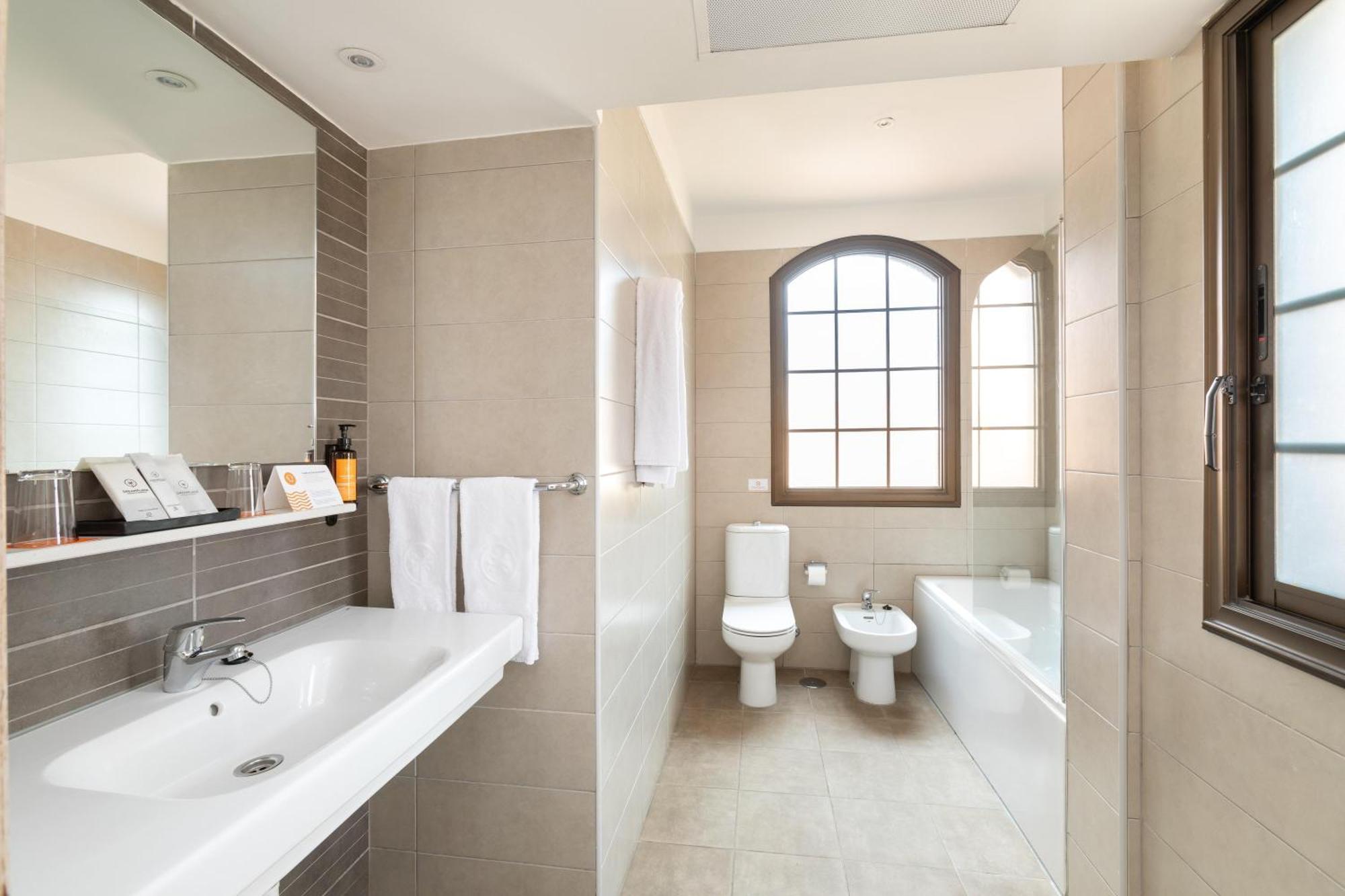 Deluxe Superior Double Room