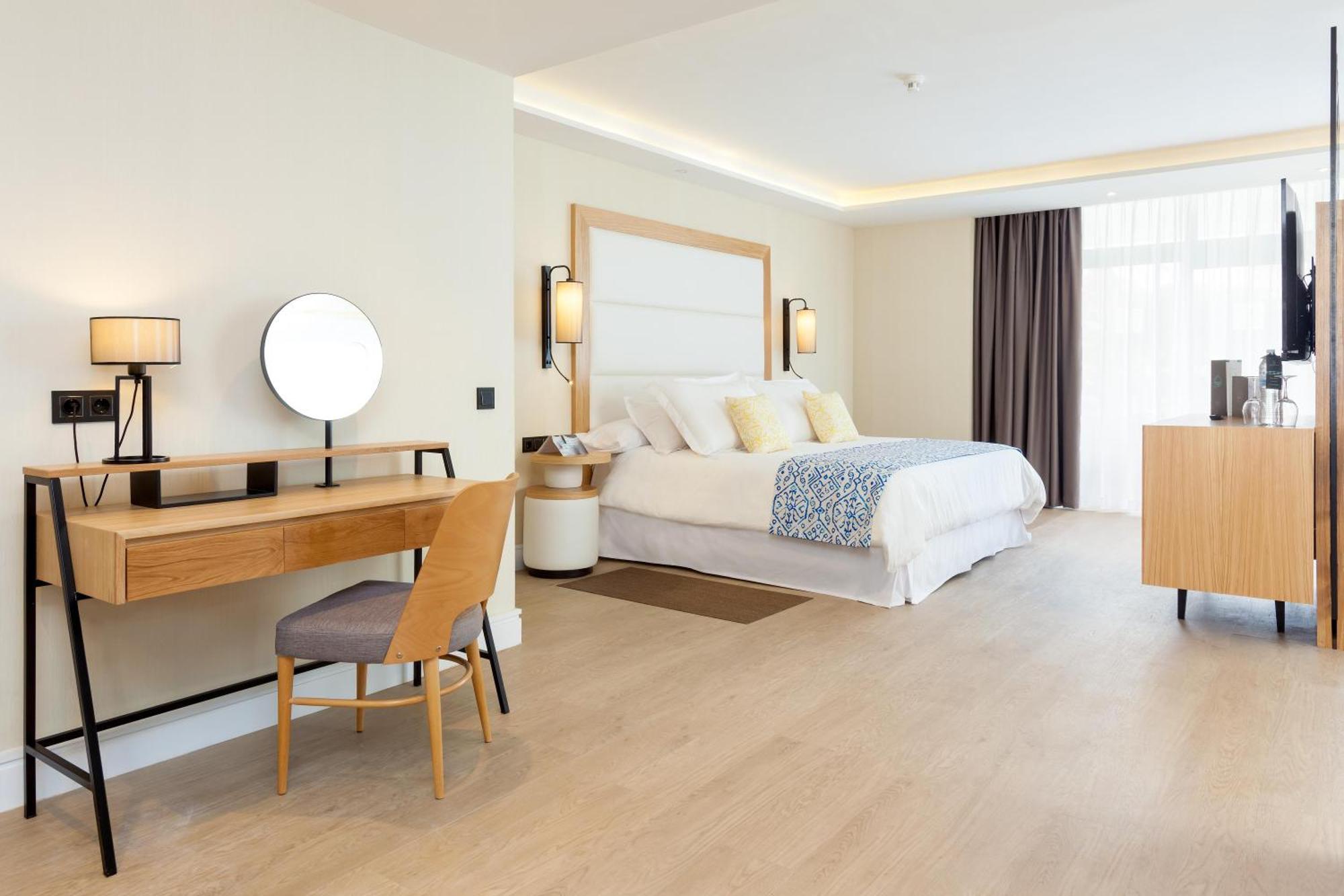 Kamer Gold Level met Hot Tub en Uitzicht op de Oceaan (2 Volwassenen + 1 Kind)