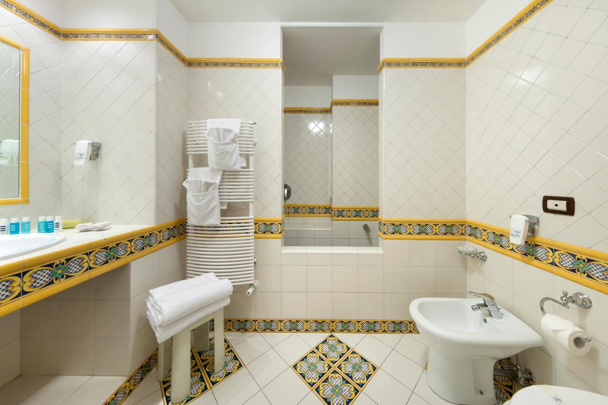 Superior Double or Twin Room Garden View
