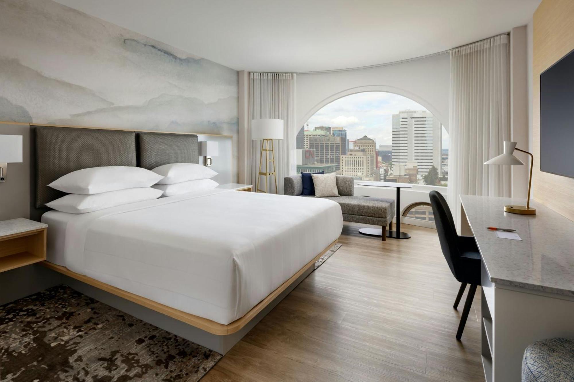 Superior King Room