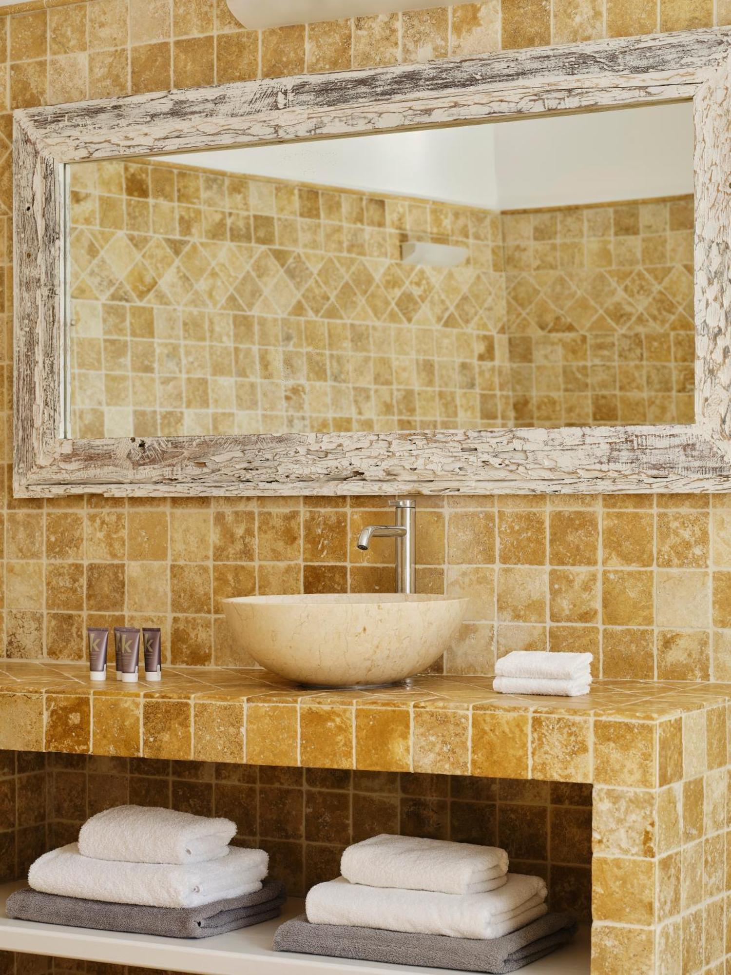Honeymoon Suite Sea View Hot Tub