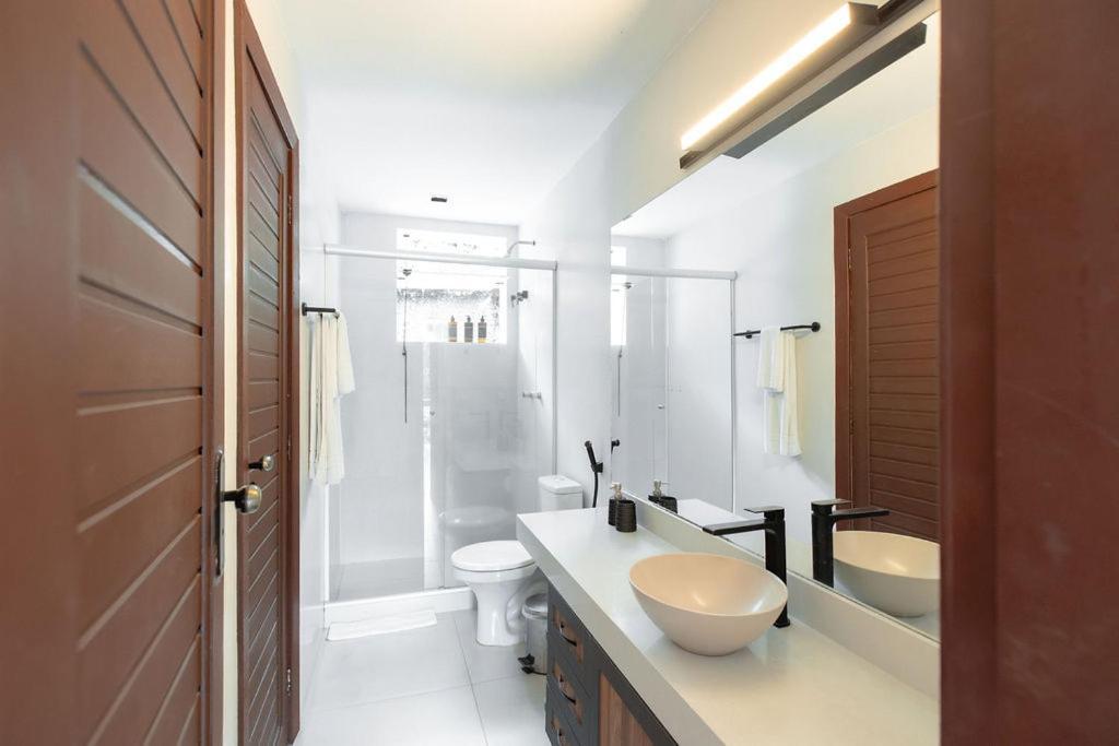 Superior Connecting Suite Pool View