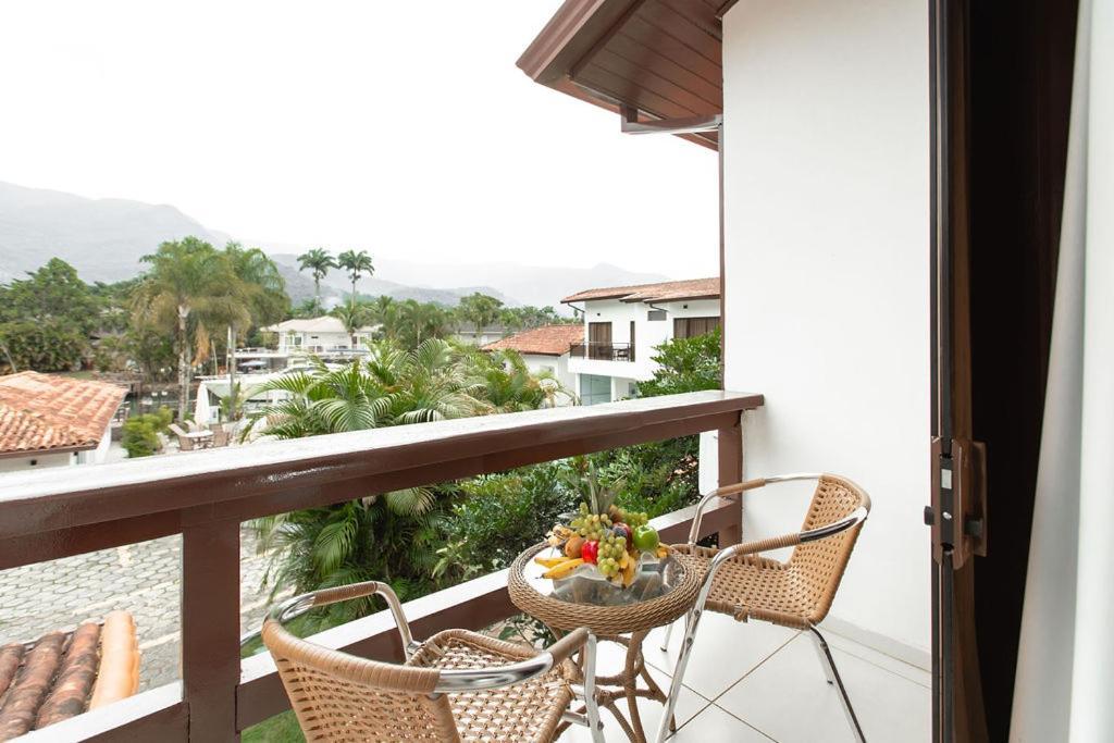 Superior Connecting Suite Pool View