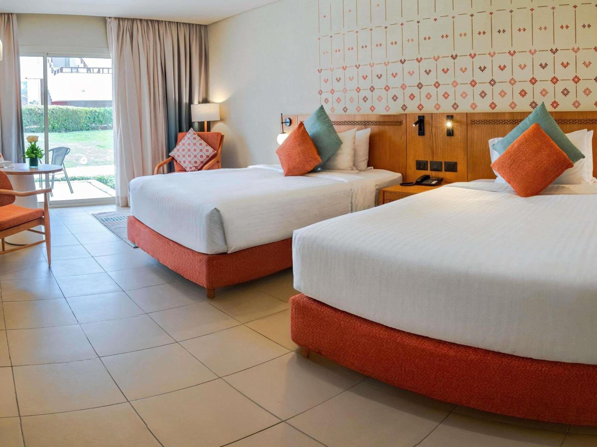 Superior Twin Room Garden View Beach Side