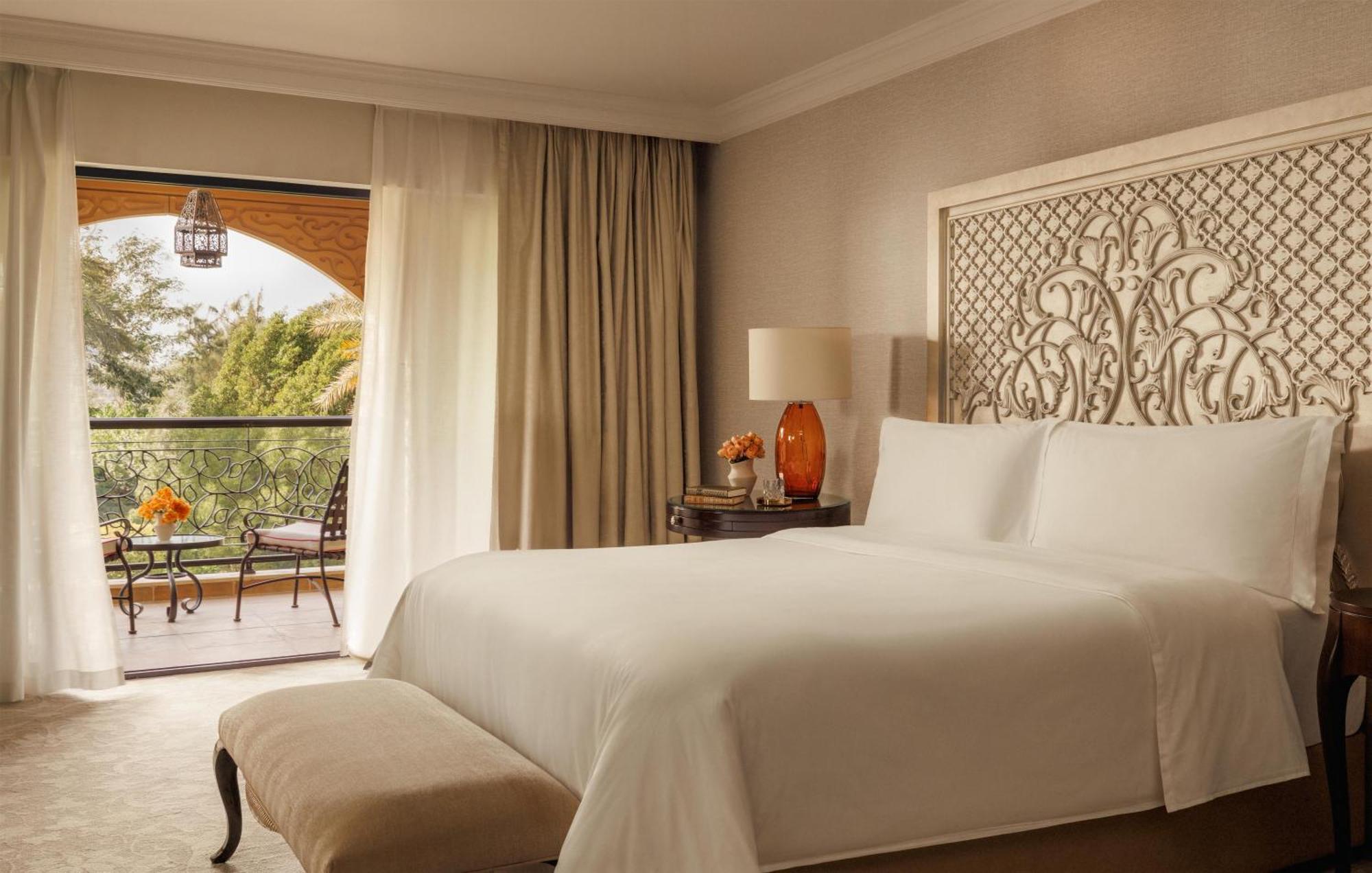 Arabian Court Deluxe King Room includes Waterpark Access