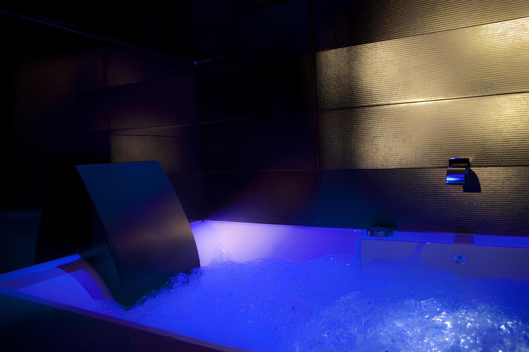 Double Room Musée d'Orsay Jacuzzi