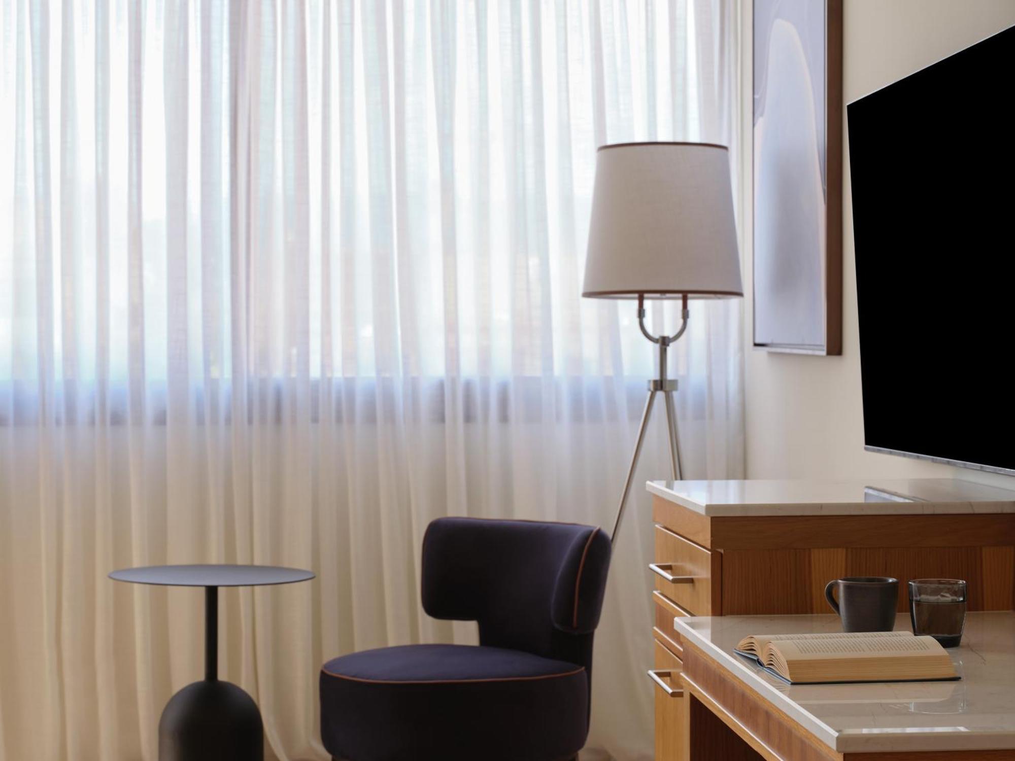 Junior Suite Inland View