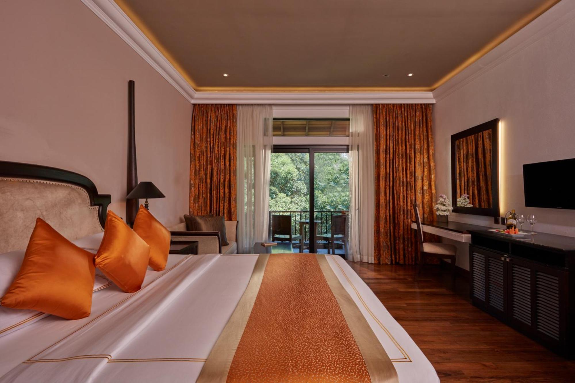 Luxury King Room on Excursions on Spa on Laundry,1765830226:JPEG