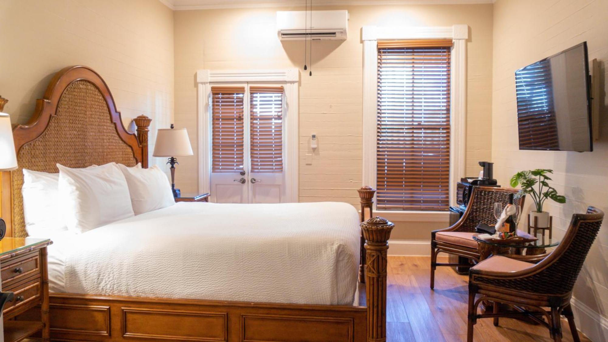 La Pensione Guesthouse Deluxe King