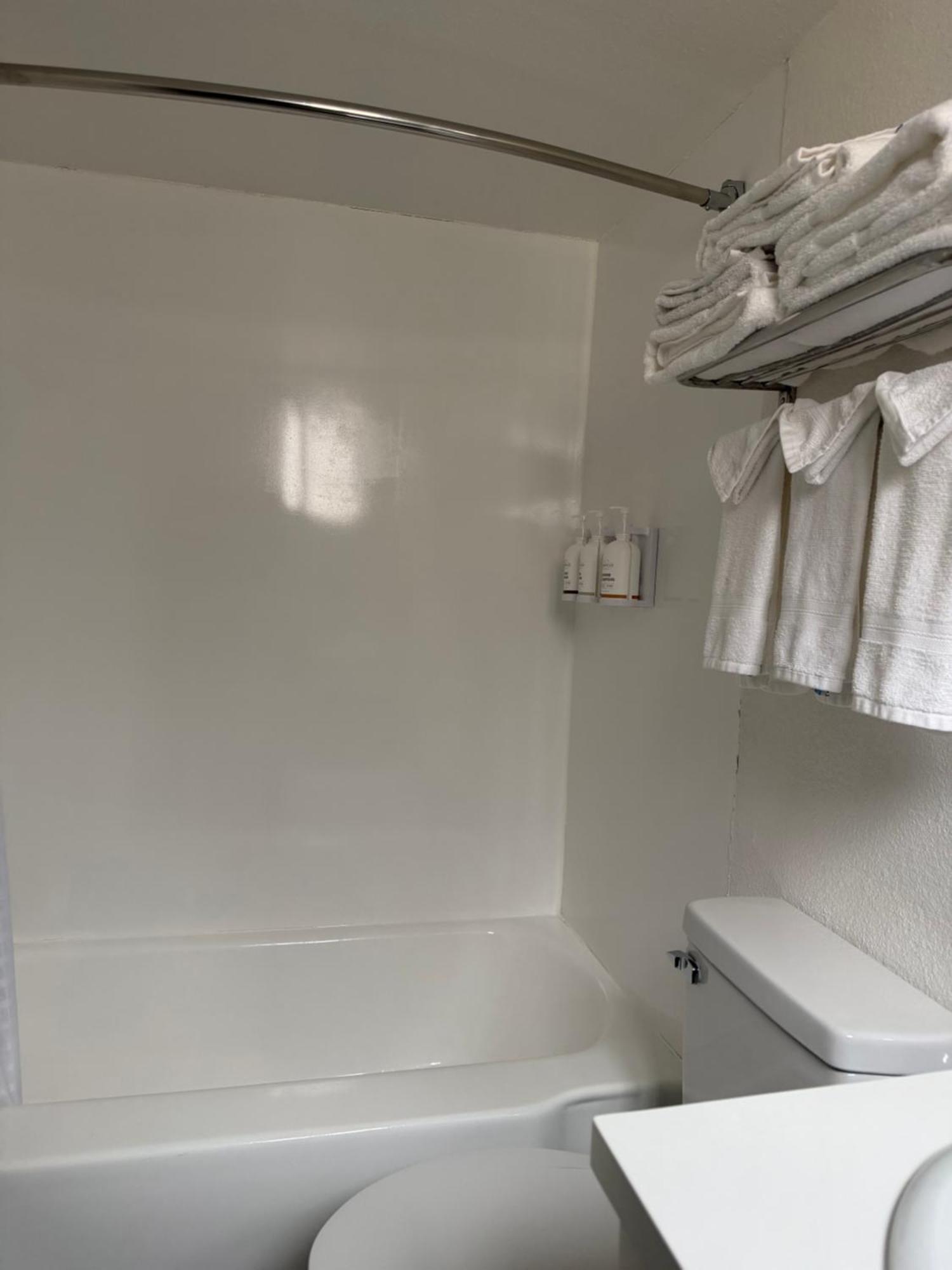One-Bedroom Suite with One King Bed and One Queen Bed - Non-Smoking