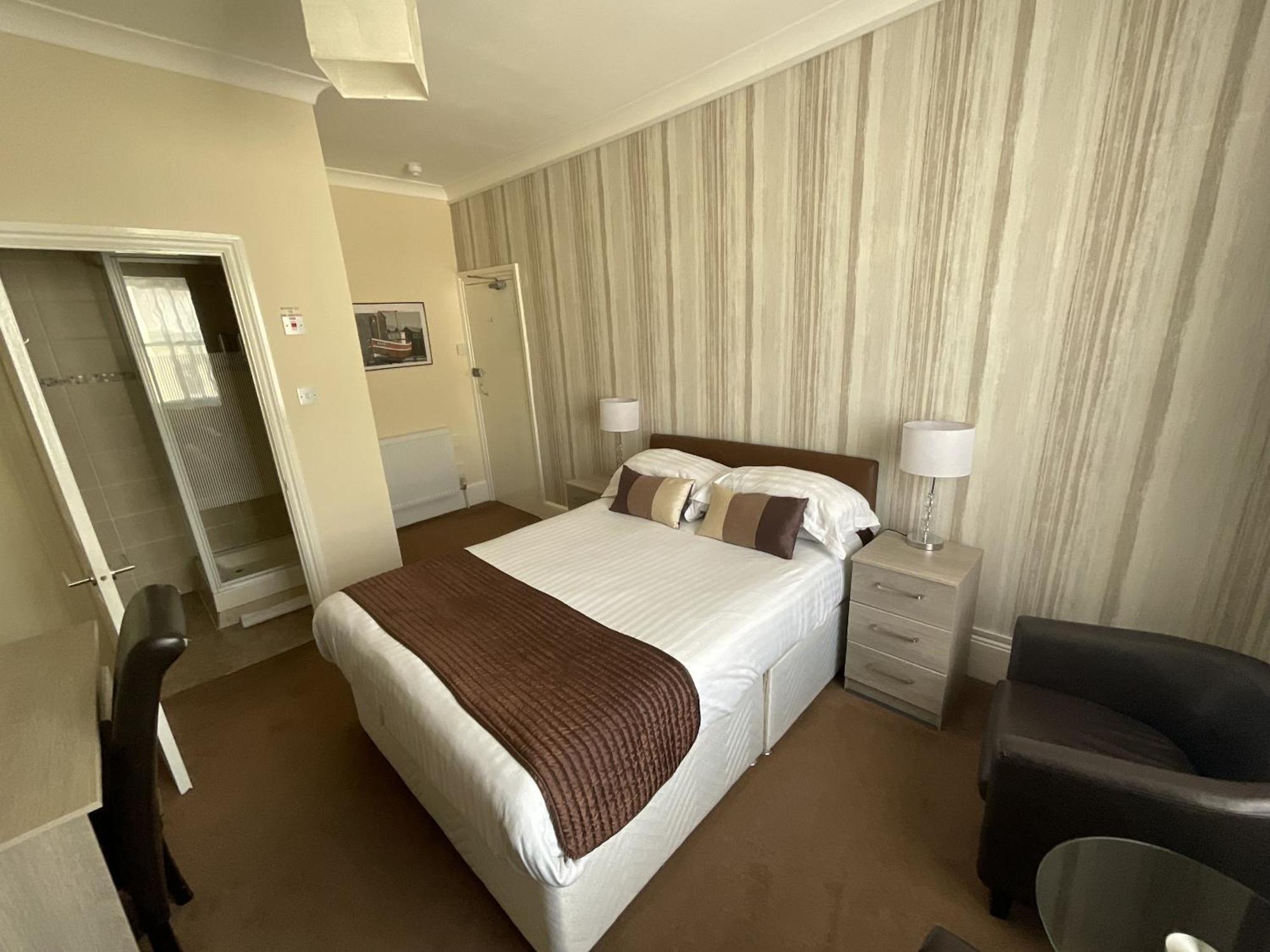 Double Room with Private Bathroom
