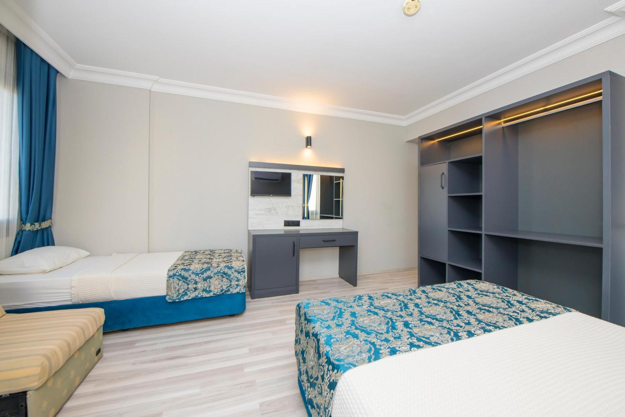 Comfort Triple Room