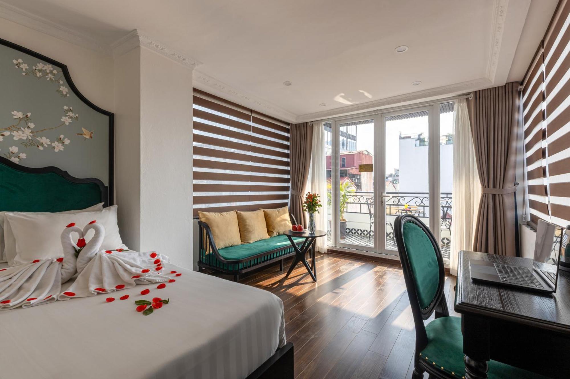 Deluxe Double or Twin Room Balcony