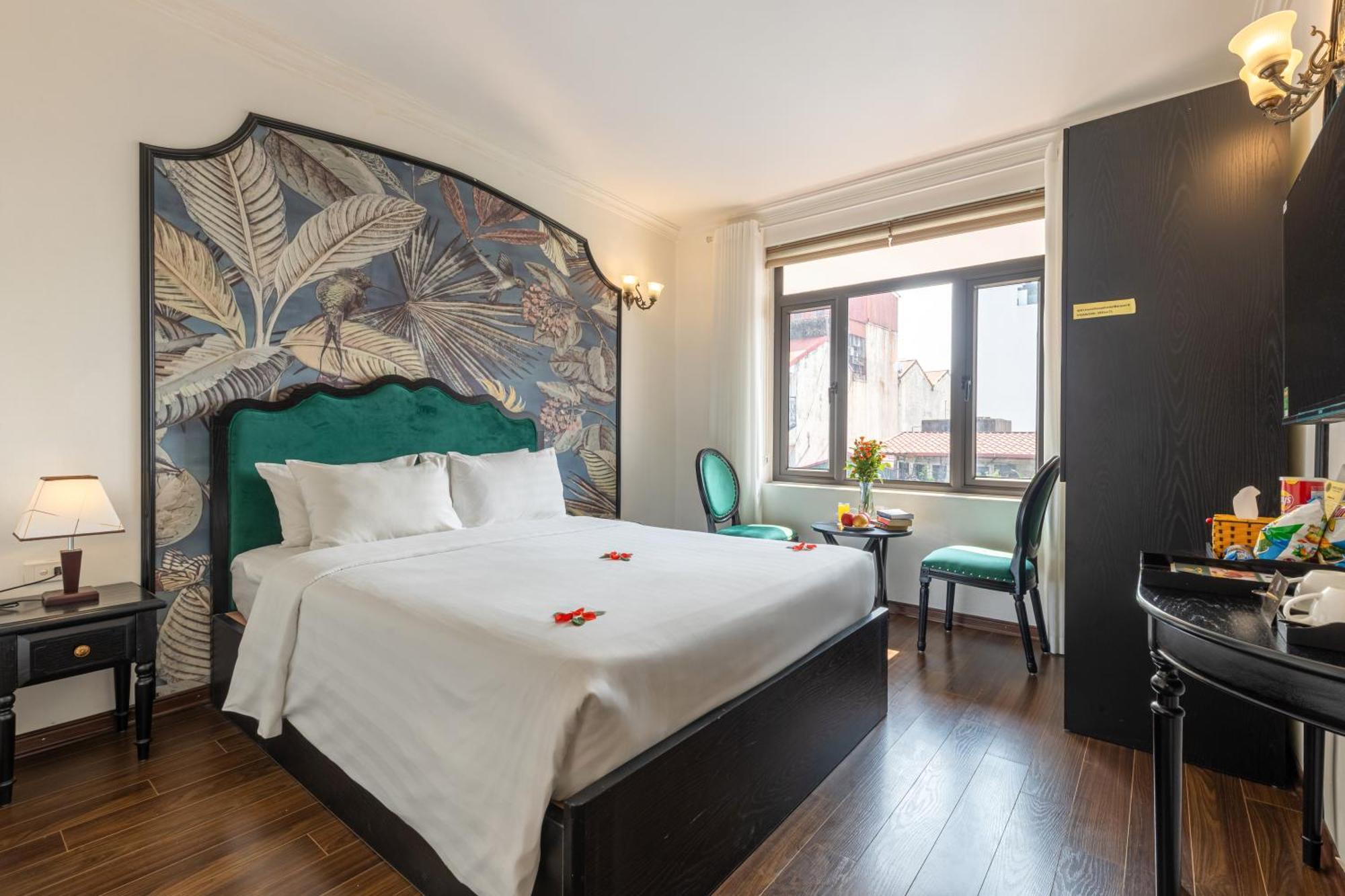 Deluxe Double or Twin Room