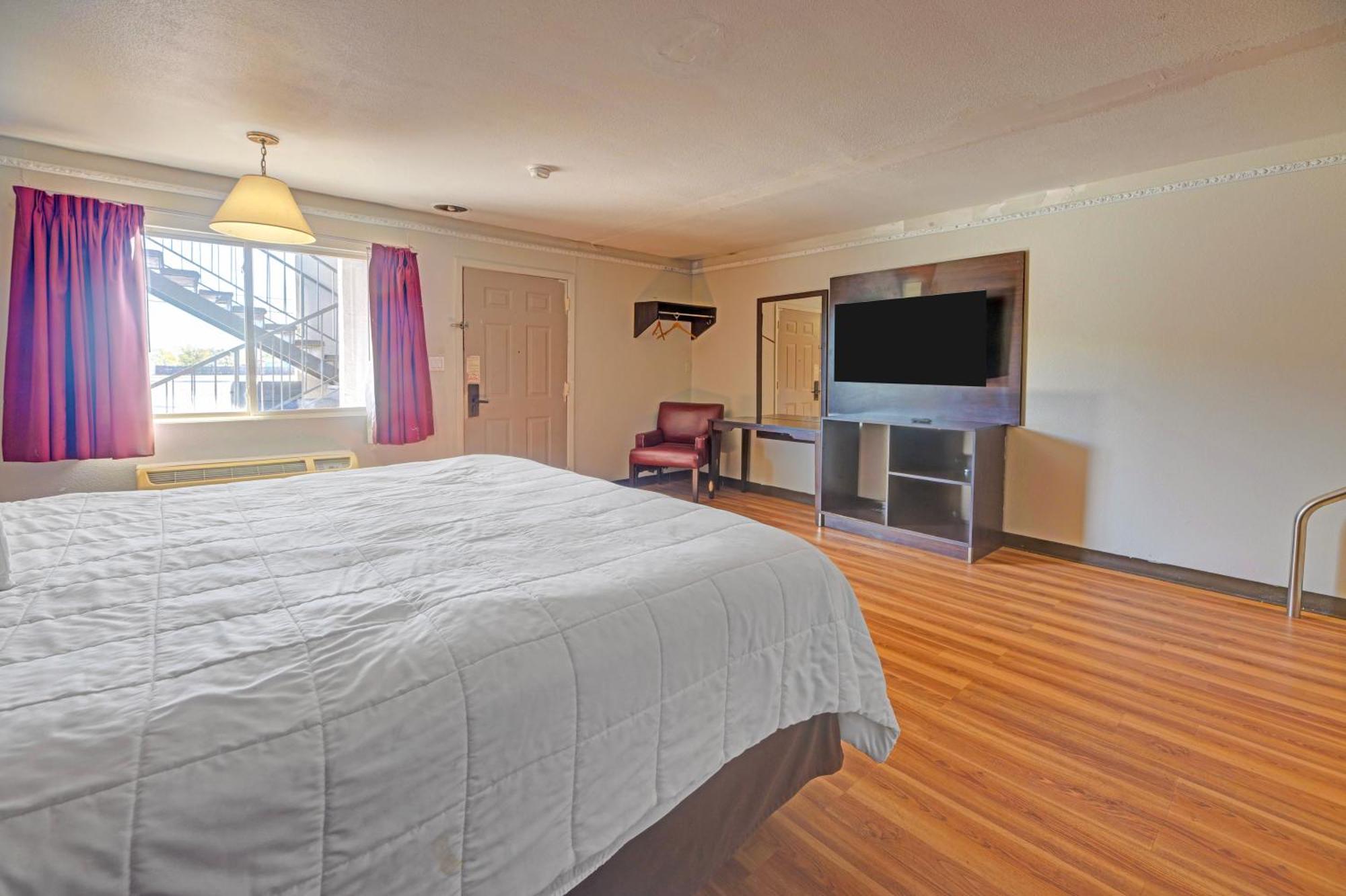 Suite King Bed Non Smoking