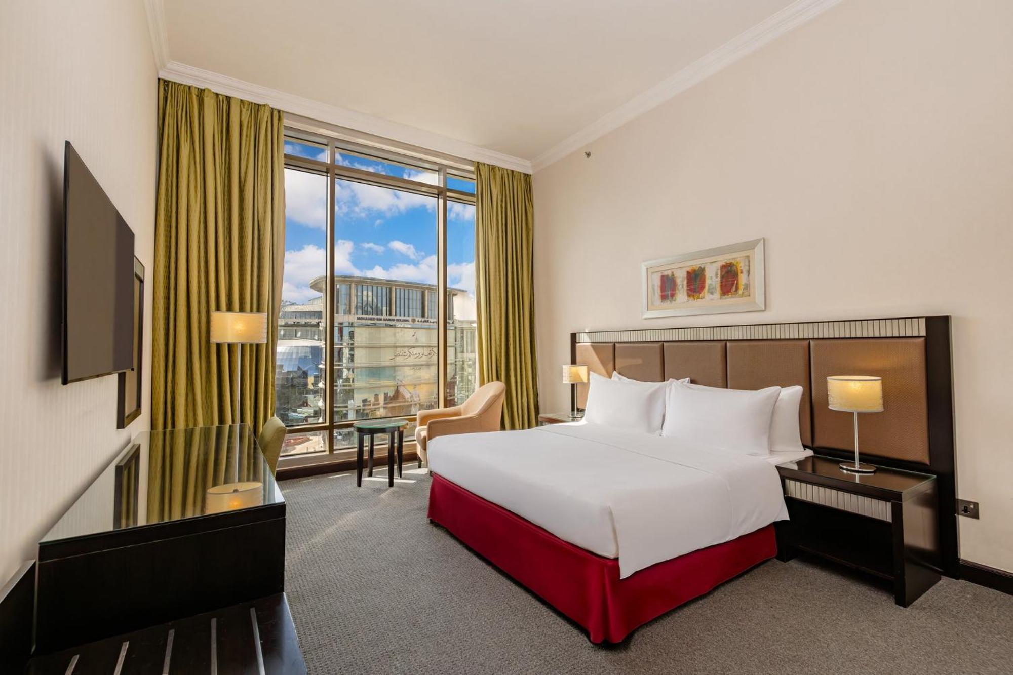 Deluxe King Room