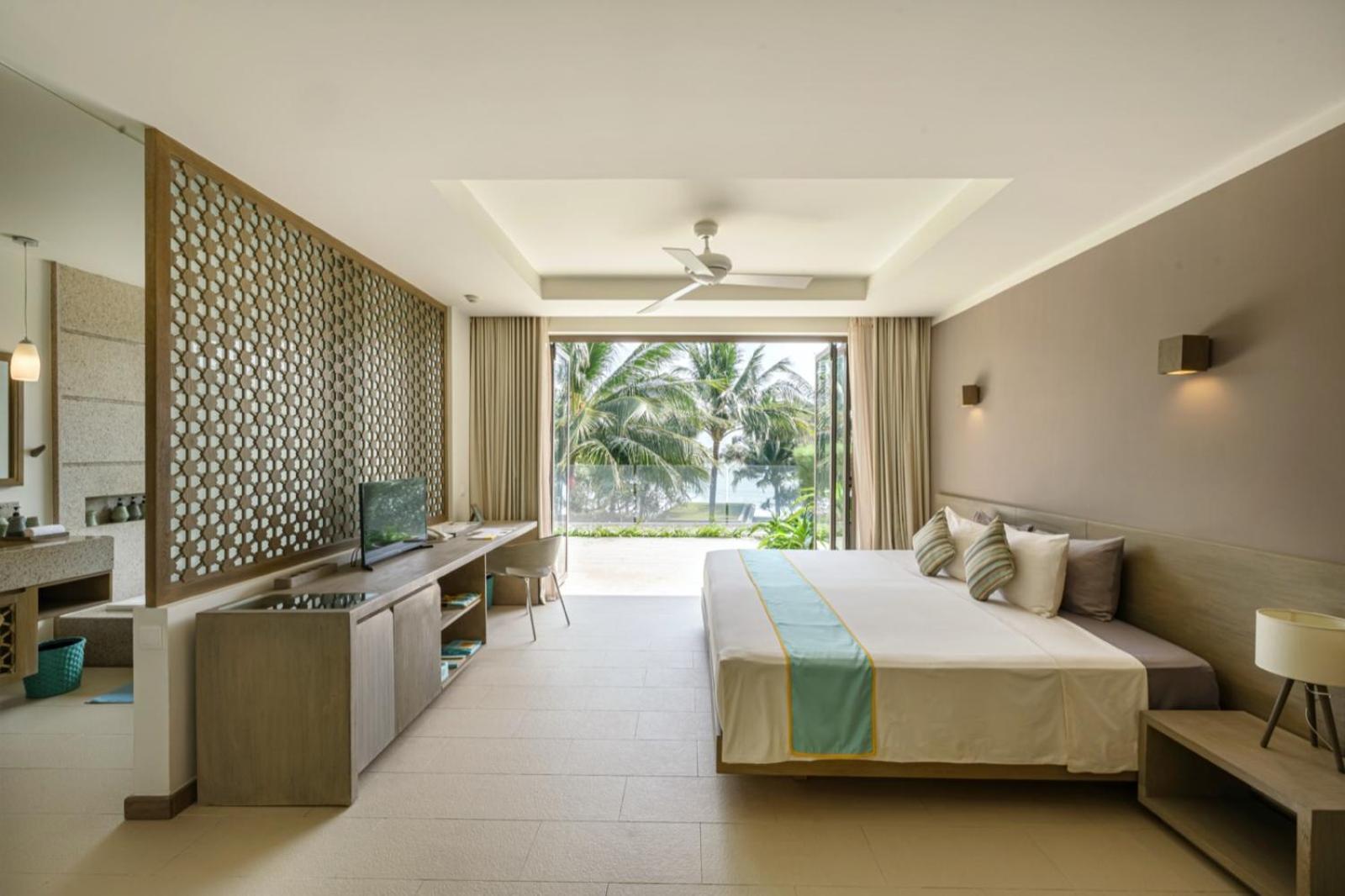 Garden View One-Bedroom King