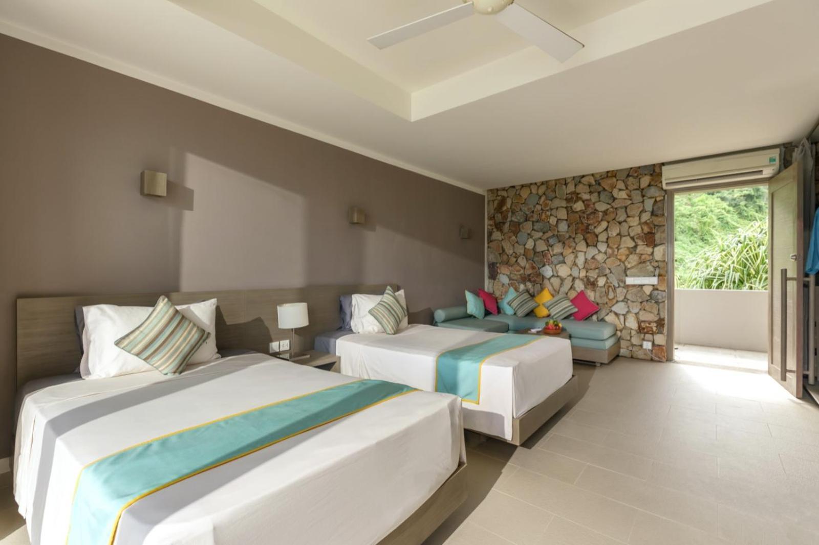 Ocean View One-Bedroom Twin Room