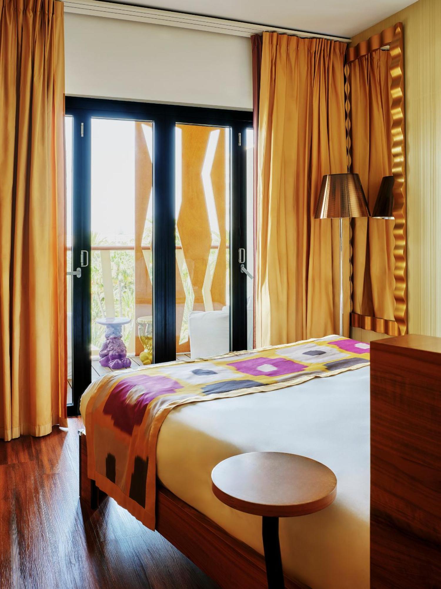 Deluxe Double Room Garden View
