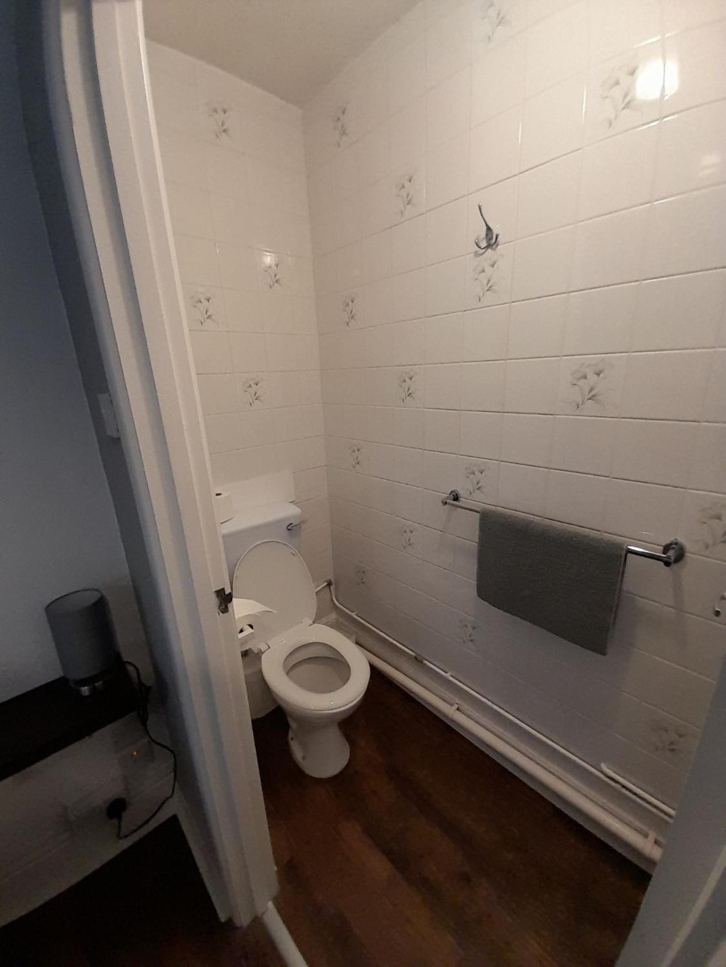 Basic Triple Room