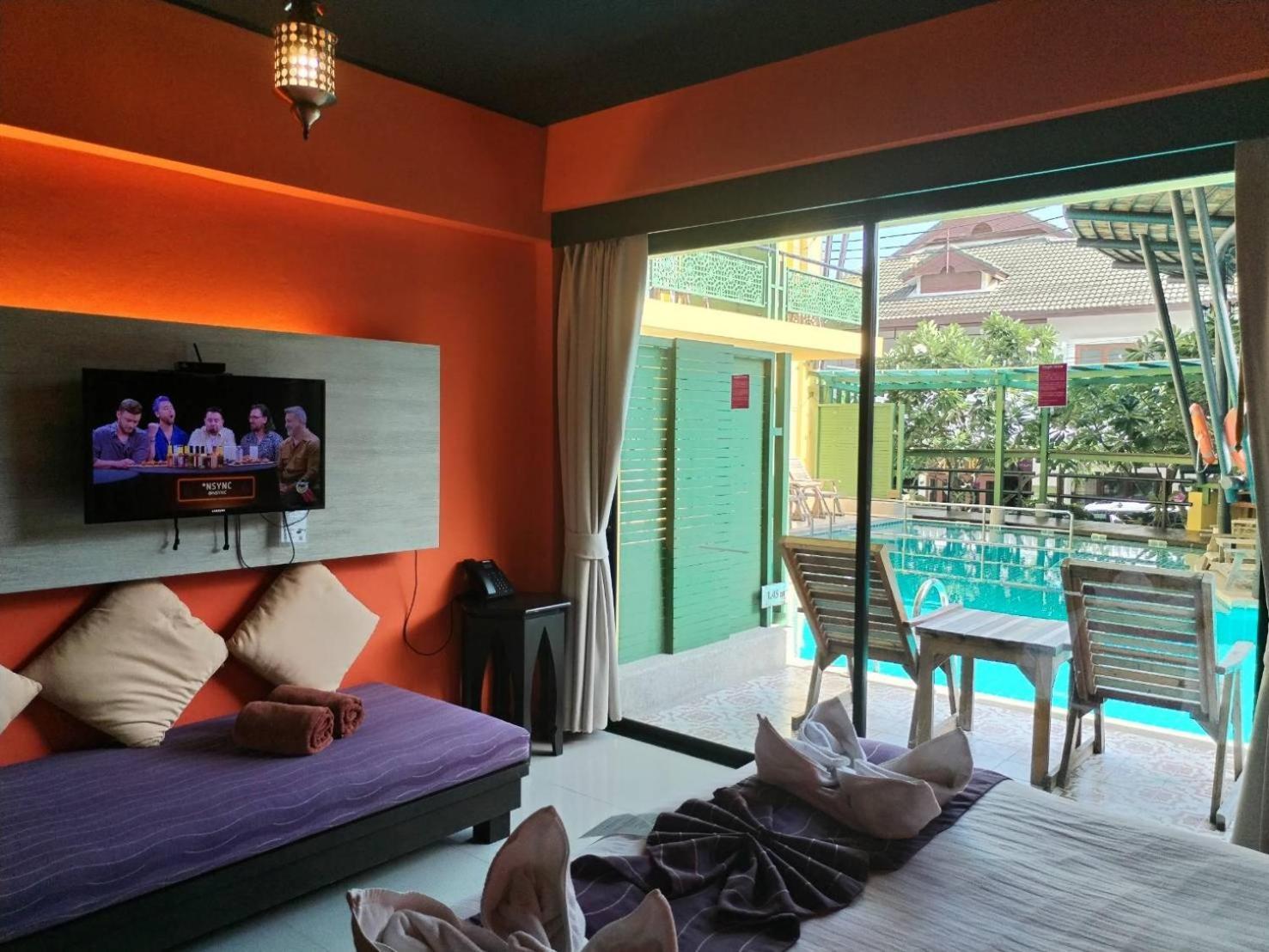 Deluxe Double Room Pool Access