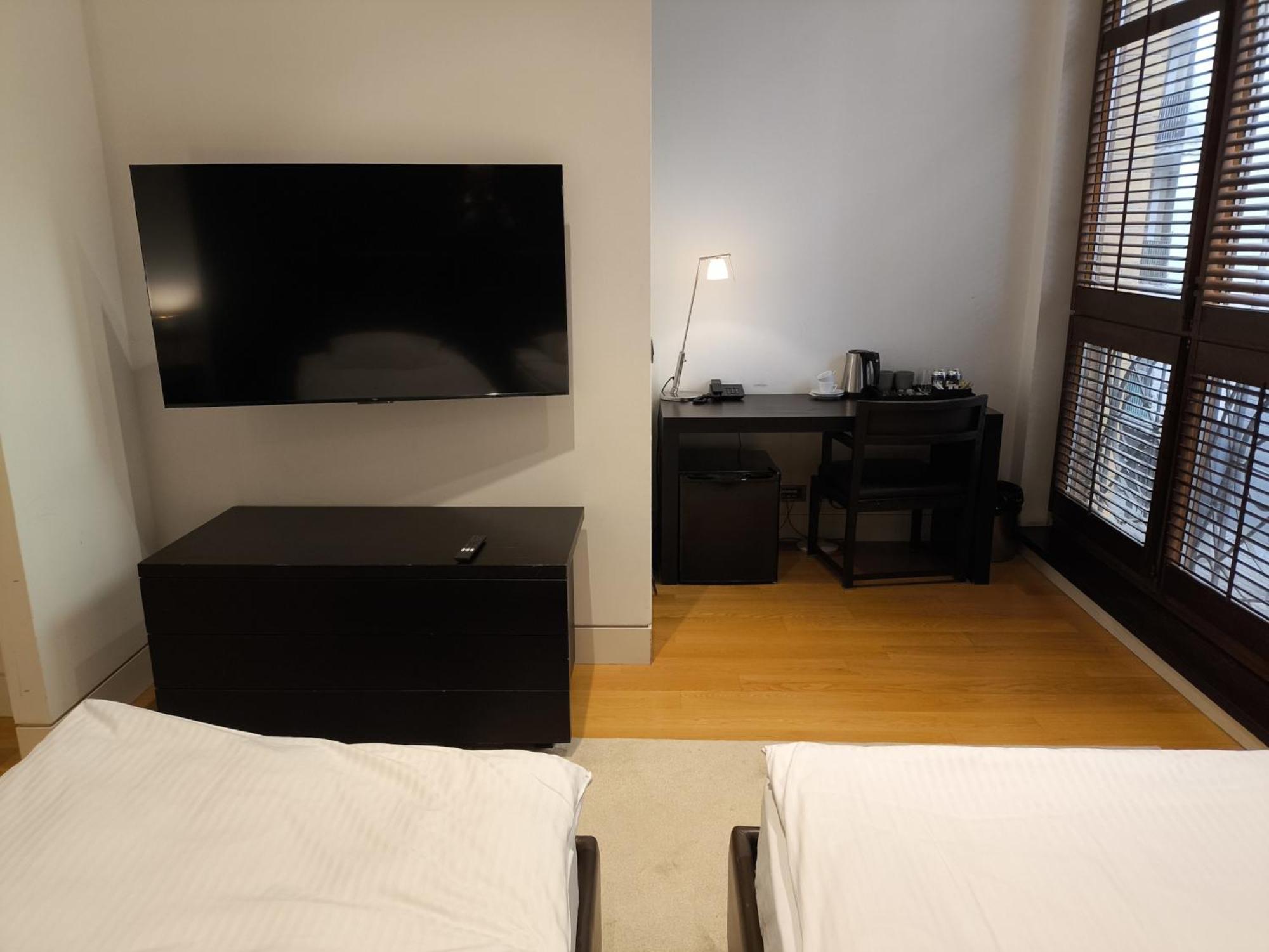 Tweepersoonskamer met 2 Aparte Bedden