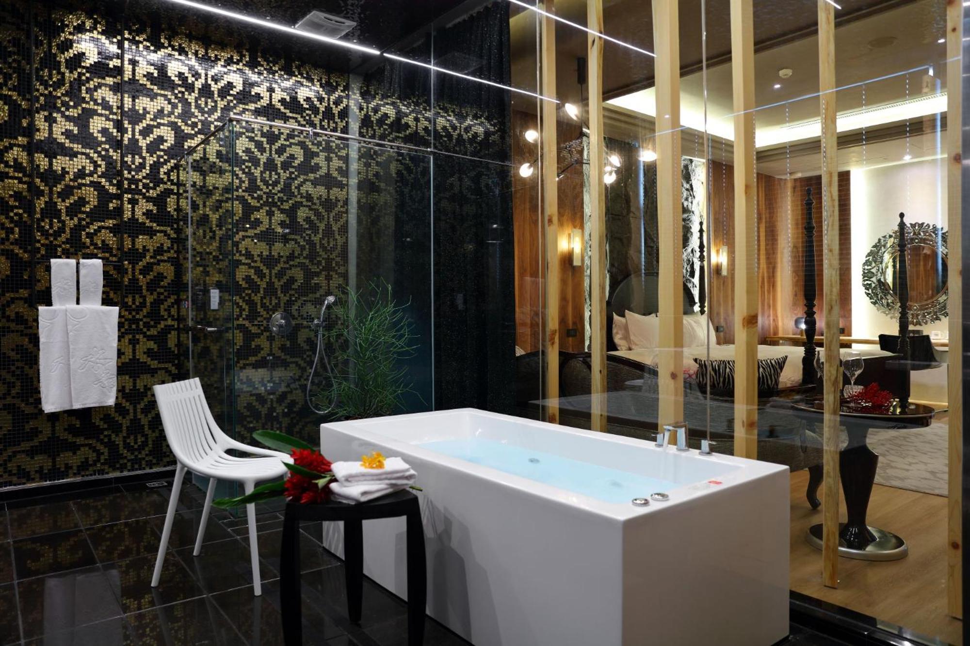 Standard Double Room no private parking