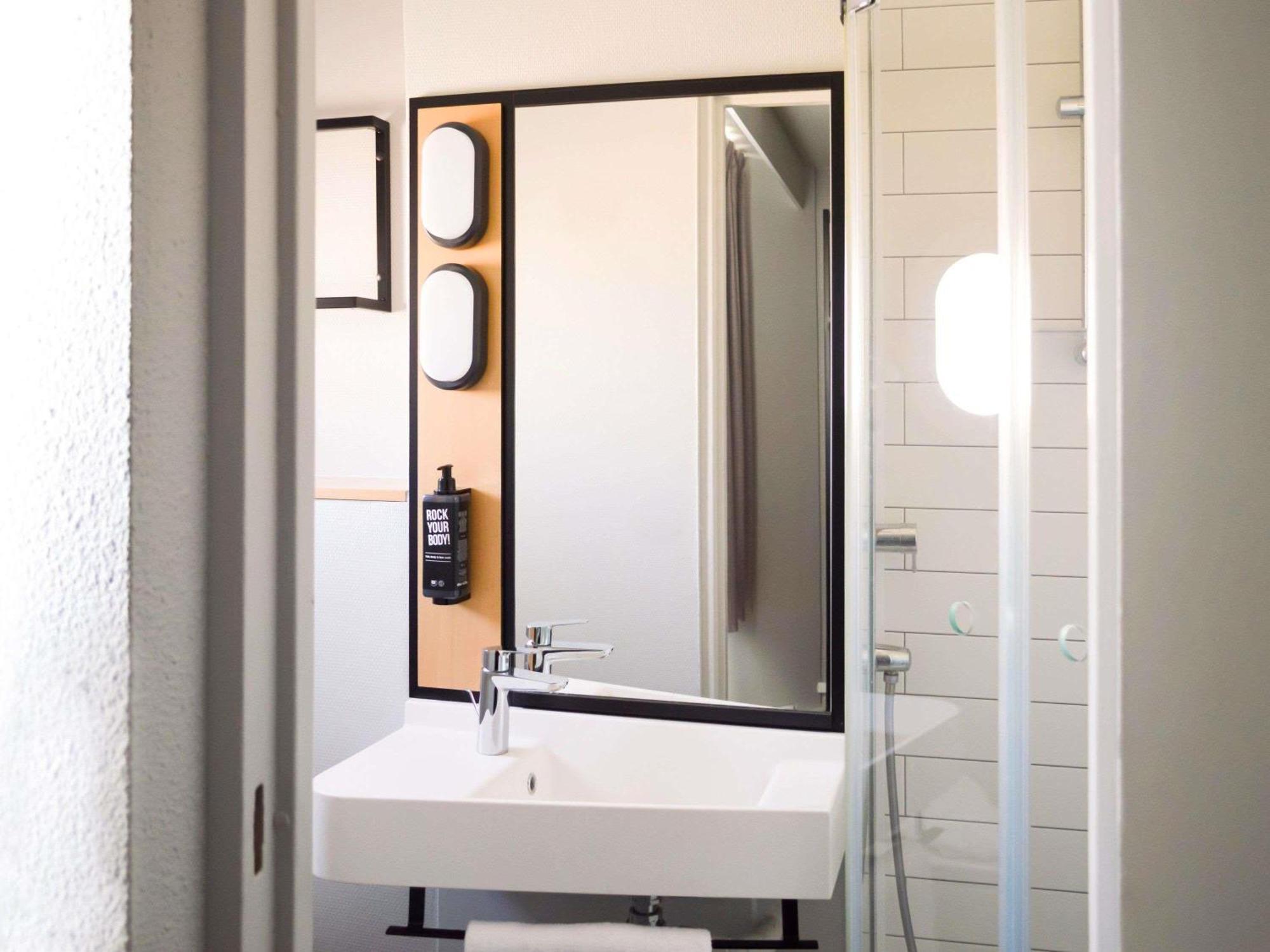 Quarto Standard com 2 Camas de Solteiro
