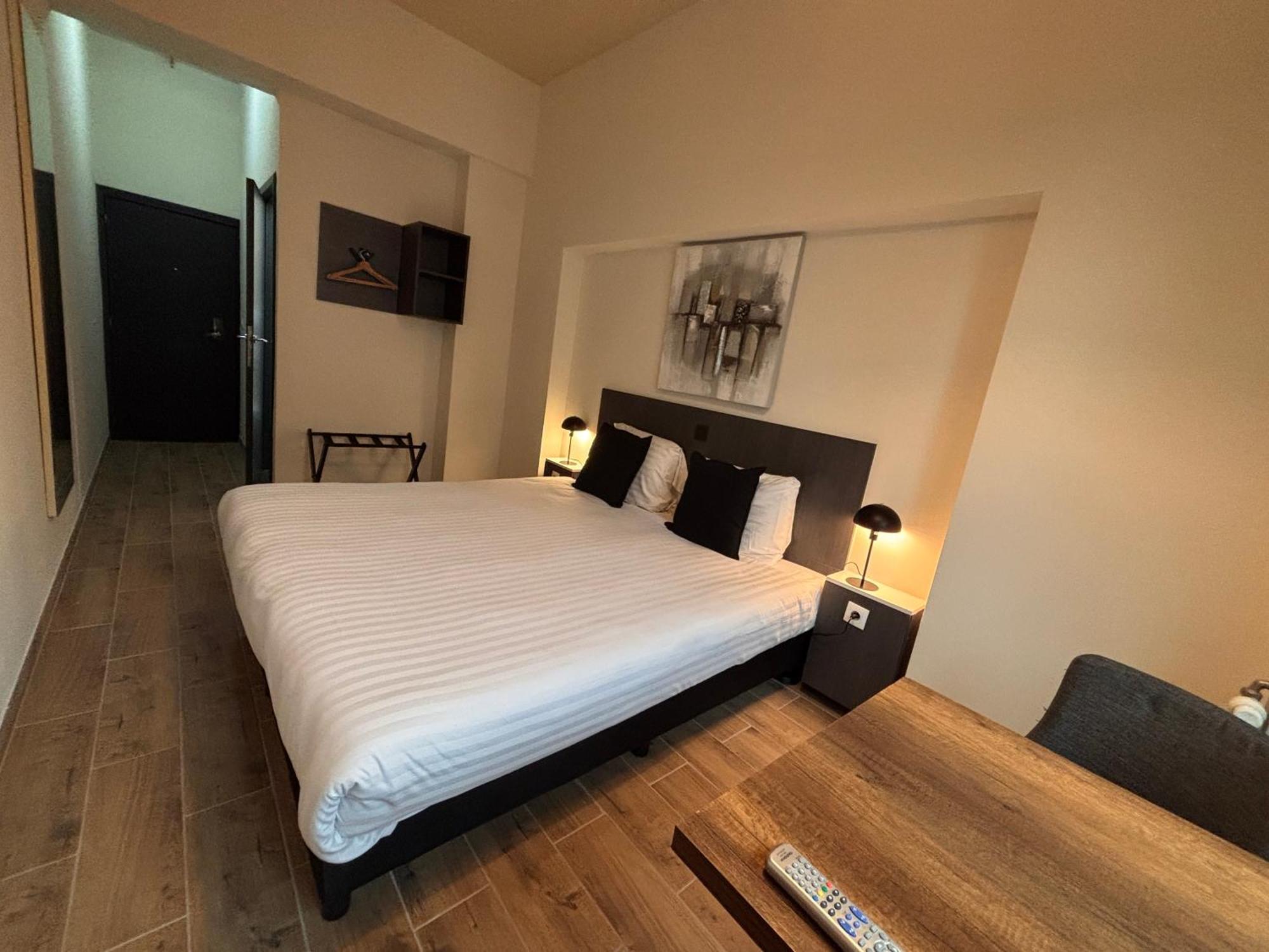 Basic Double Room