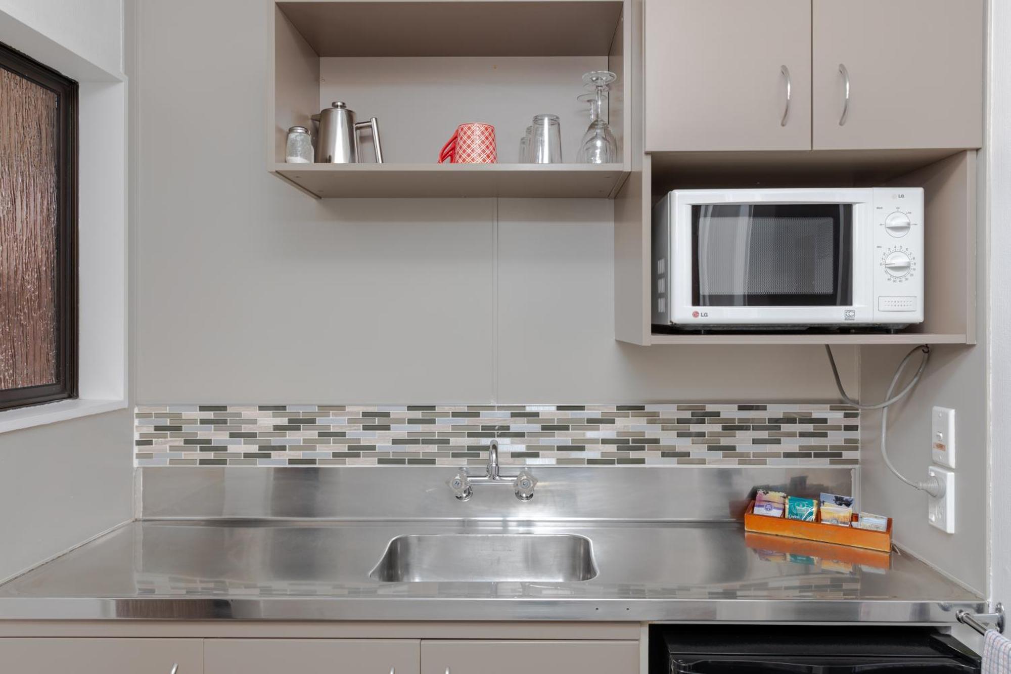 Standard Triple Studio Kitchenette