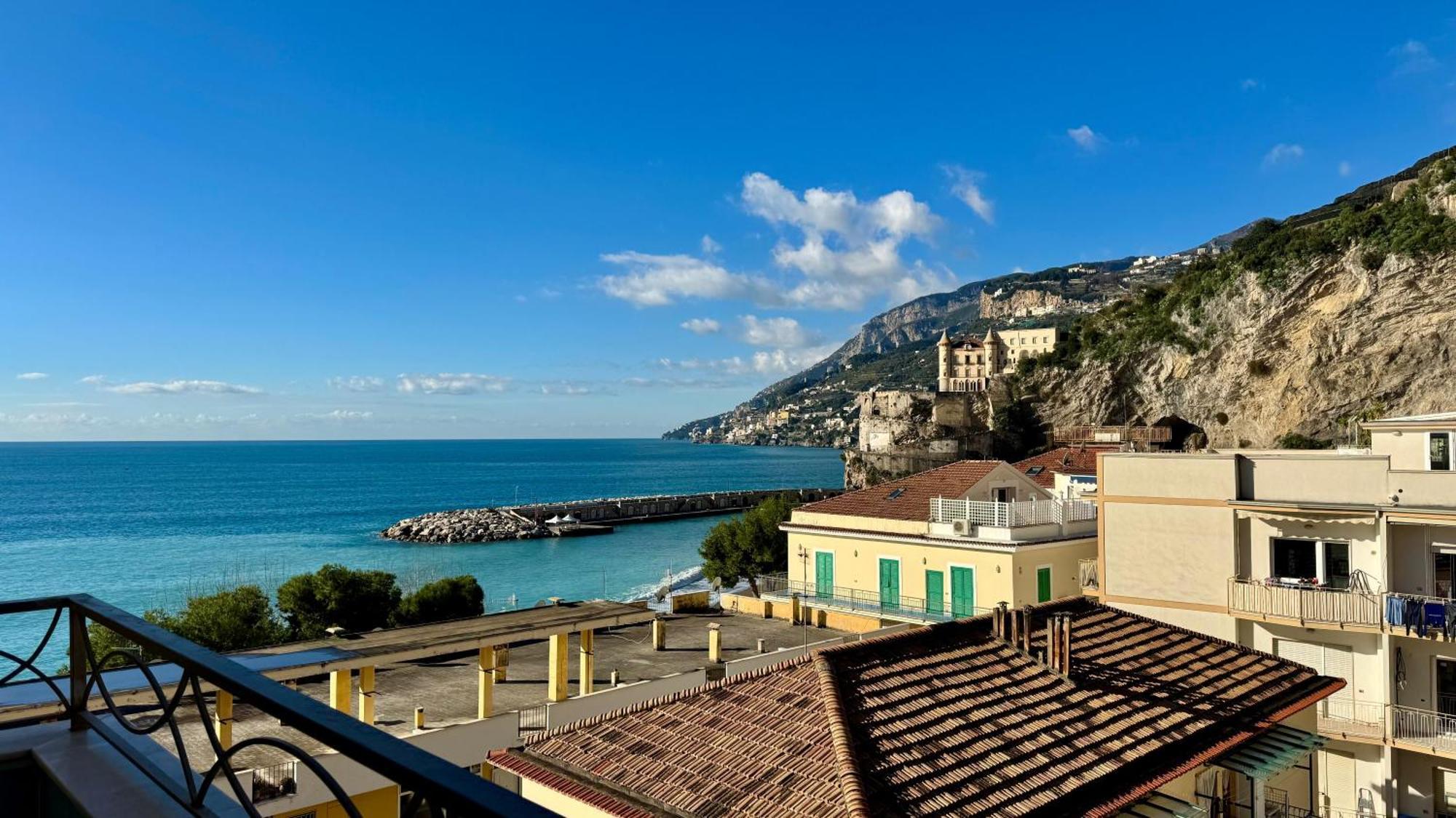 Studio Sea View